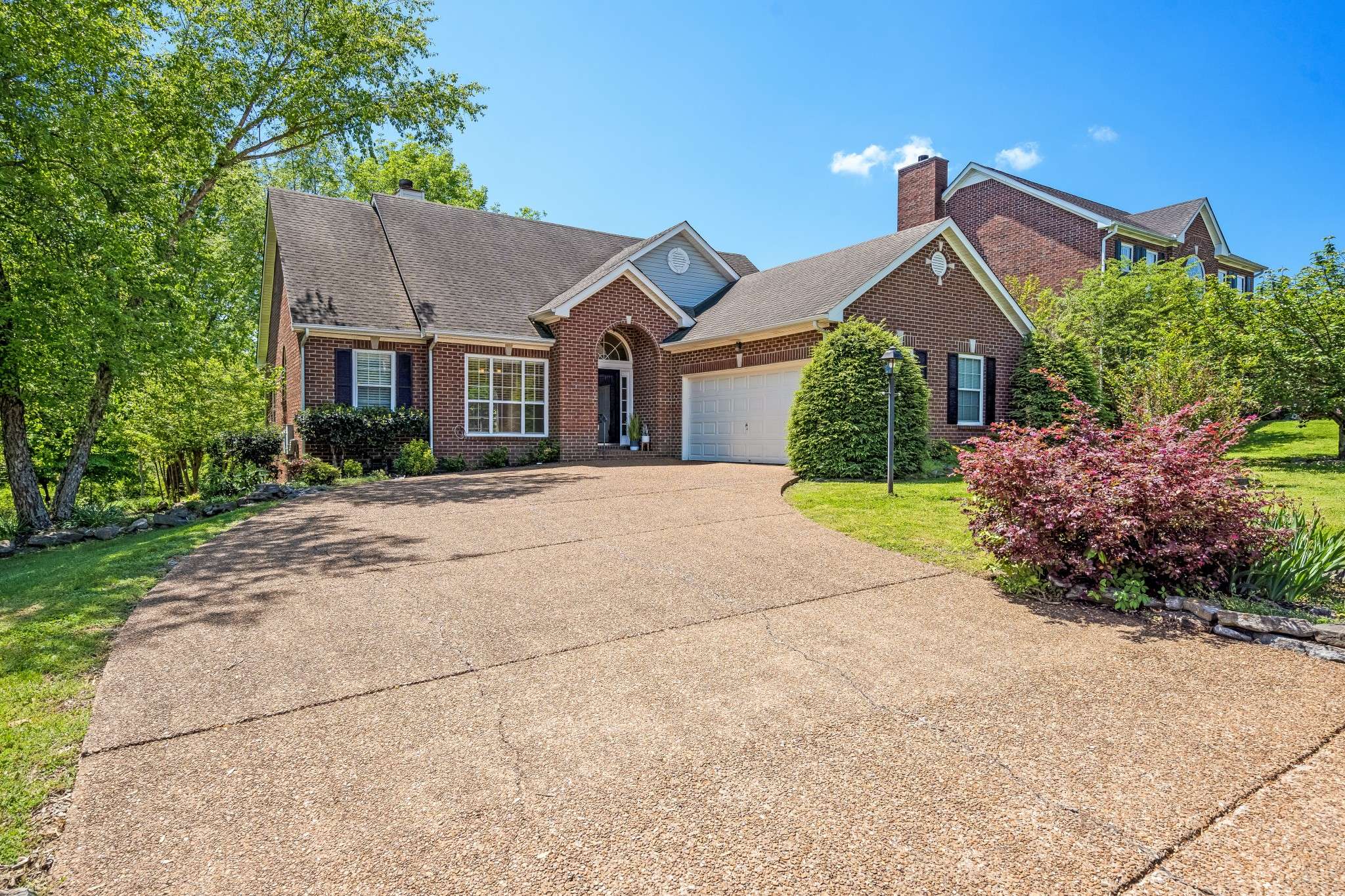 Nashville, TN 37221,5125 Millbrook Dr