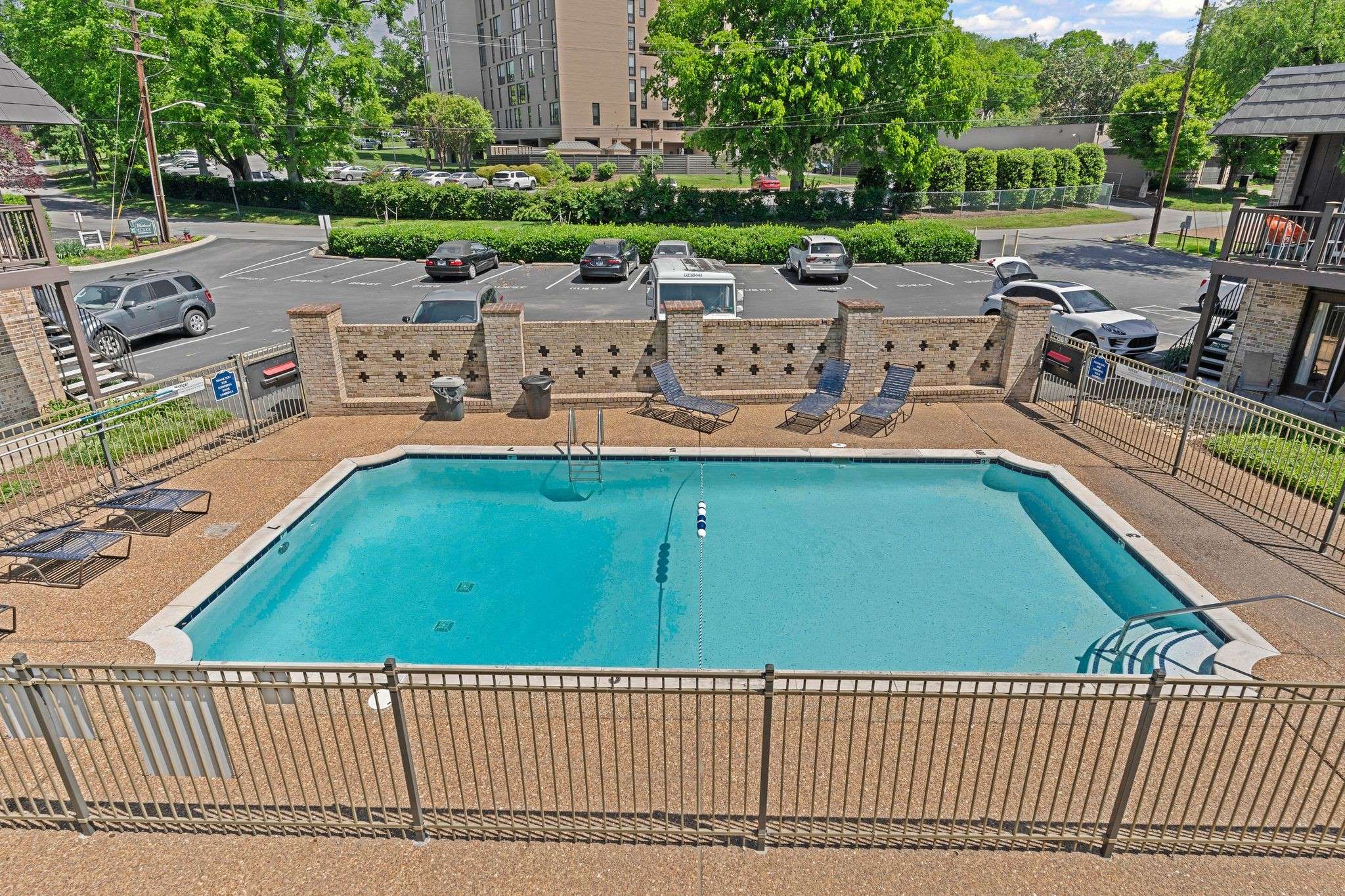 Nashville, TN 37205,3901 Whitland Ave #20