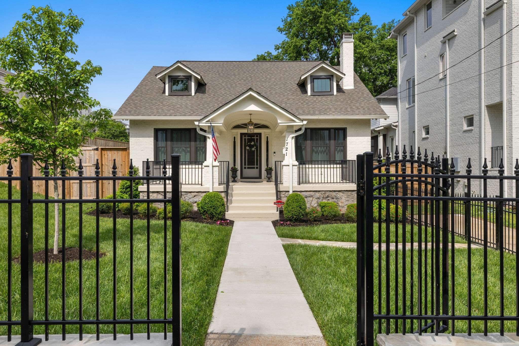 Nashville, TN 37212,1721 15th Ave #S