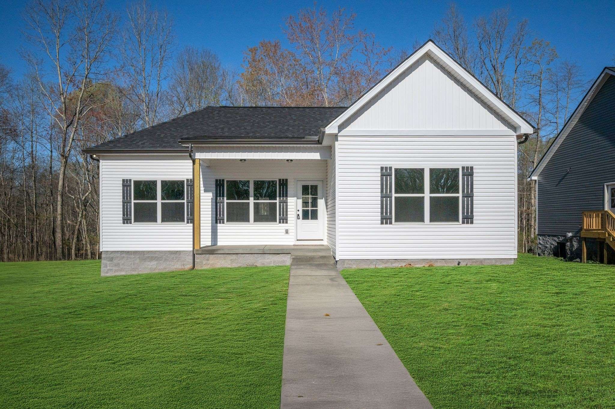 Dickson, TN 37055,77 Truform Way
