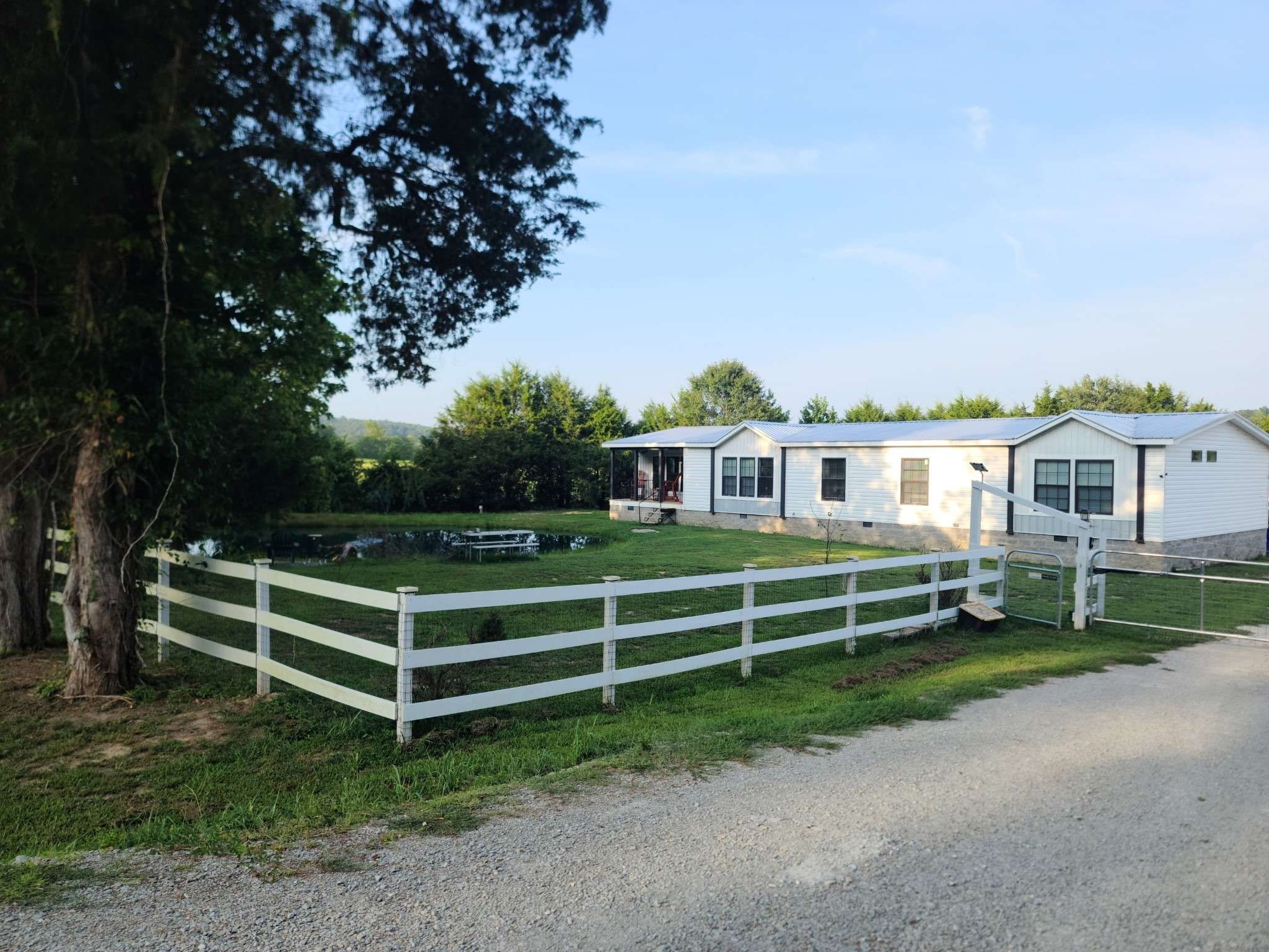 Waynesboro, TN 38485,656 Waynesboro Hwy