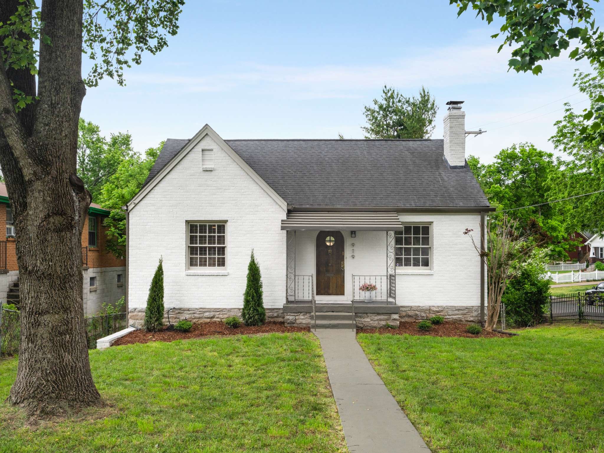 Nashville, TN 37204,919 S Douglas Ave