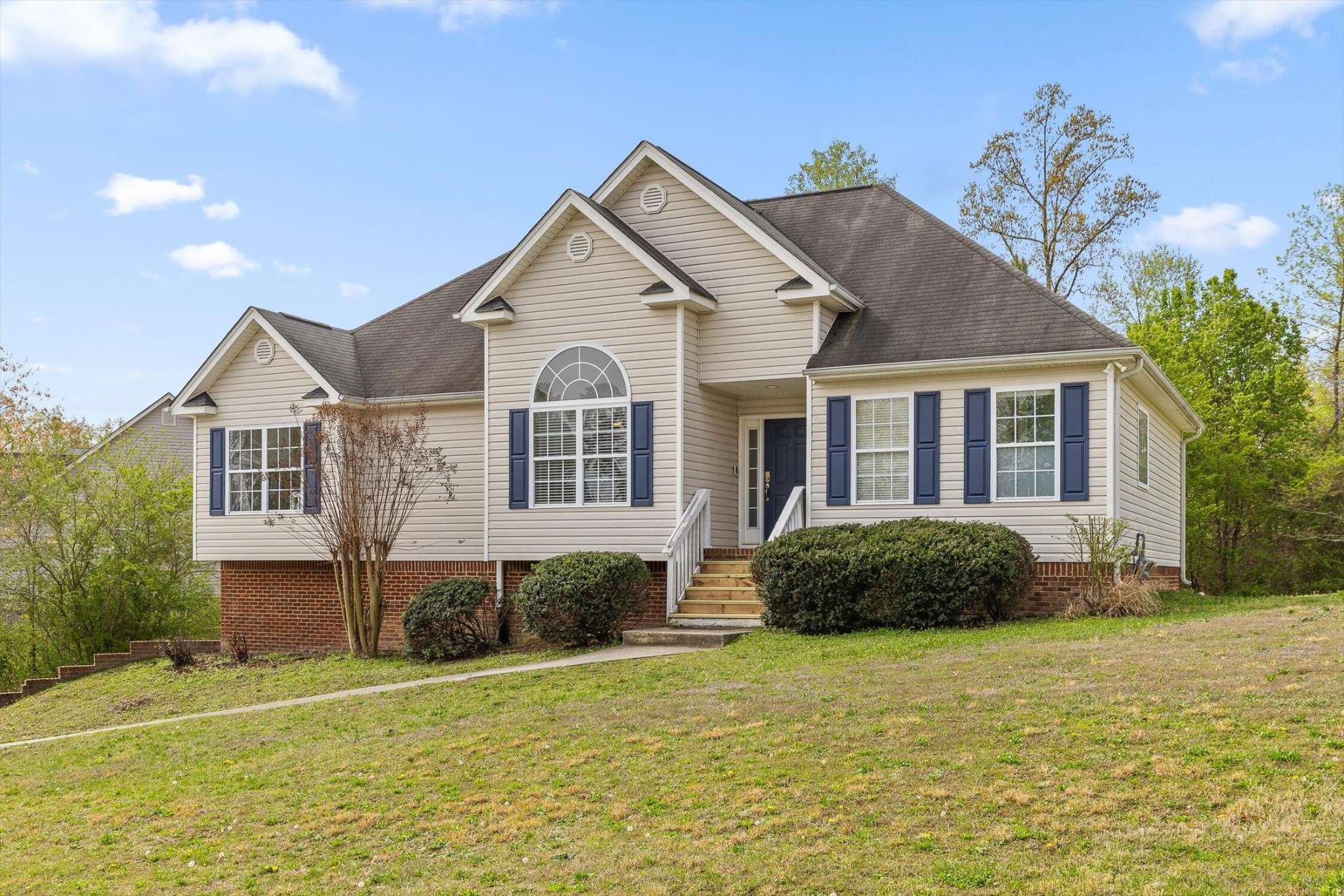 Ooltewah, TN 37363,7470 British Road