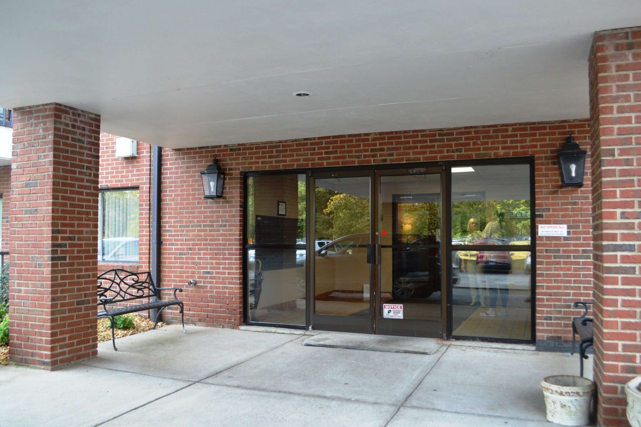 Hendersonville, TN 37075,200 Sanders Ferry Rd #2202