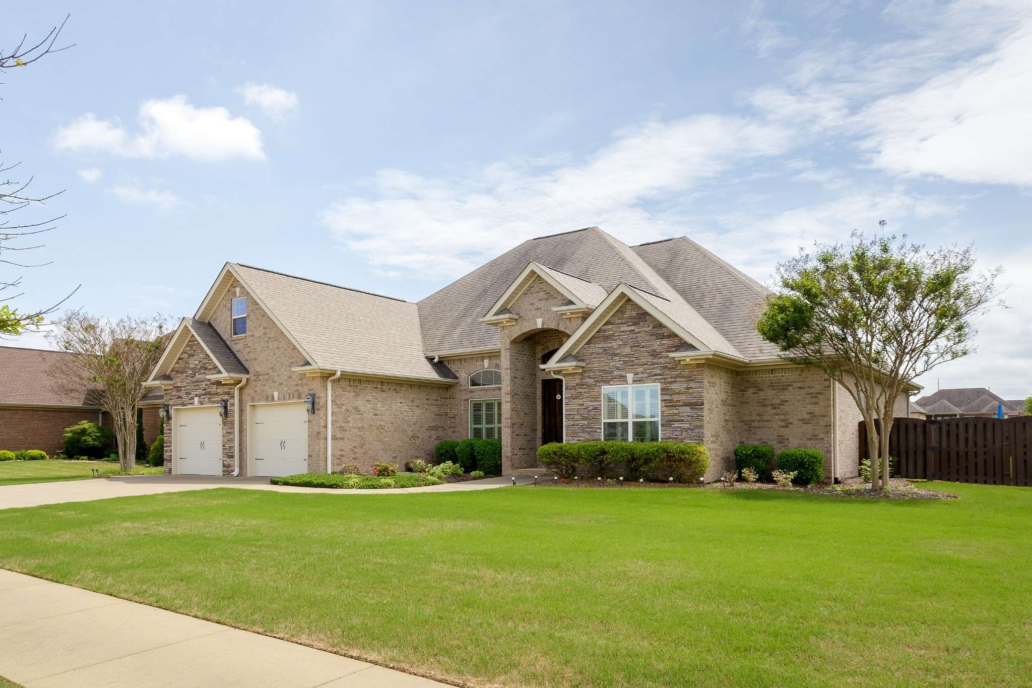Florence, AL 35630,1206 Woodridge Ct