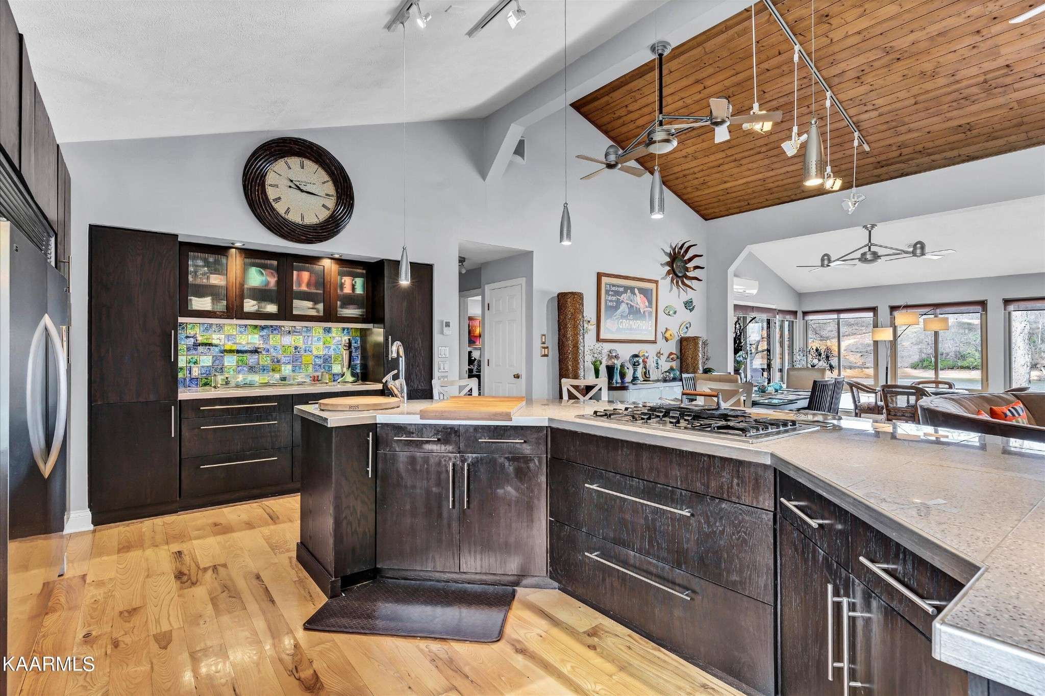 Jefferson City, TN 37760,817 Lakewood Drive