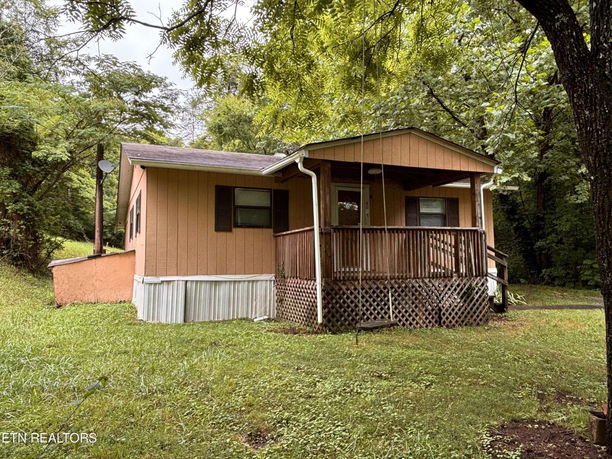 Knoxville, TN 37920,8018 Sevierville Pike