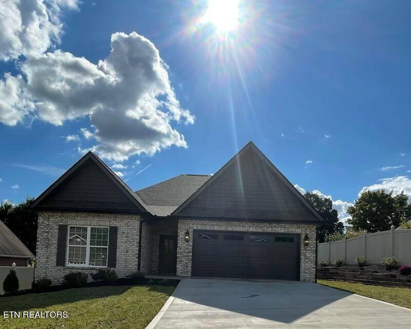 Maryville, TN 37804,631 Grassland Drive