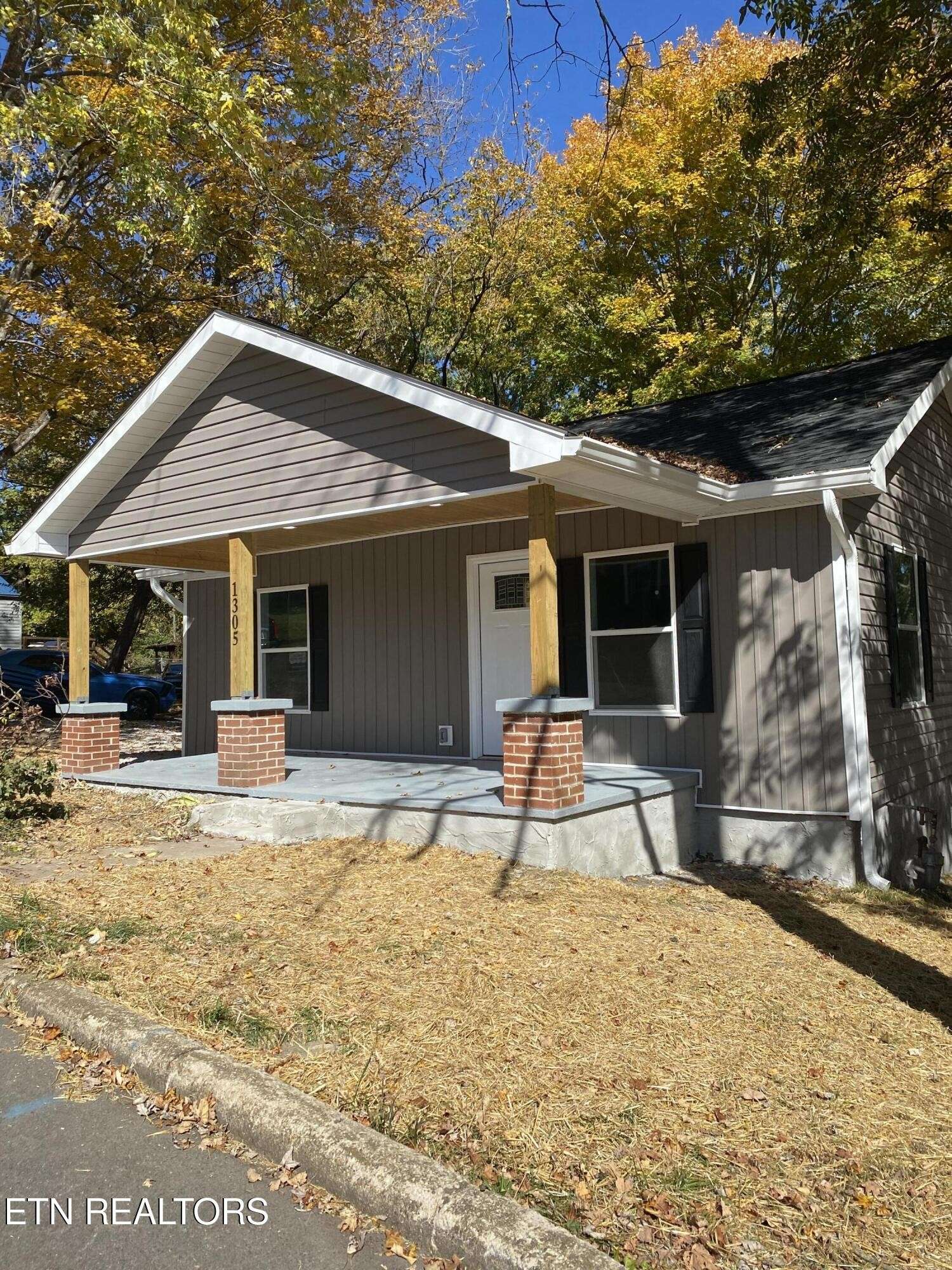 Athens, TN 37303,1305 N Jackson St