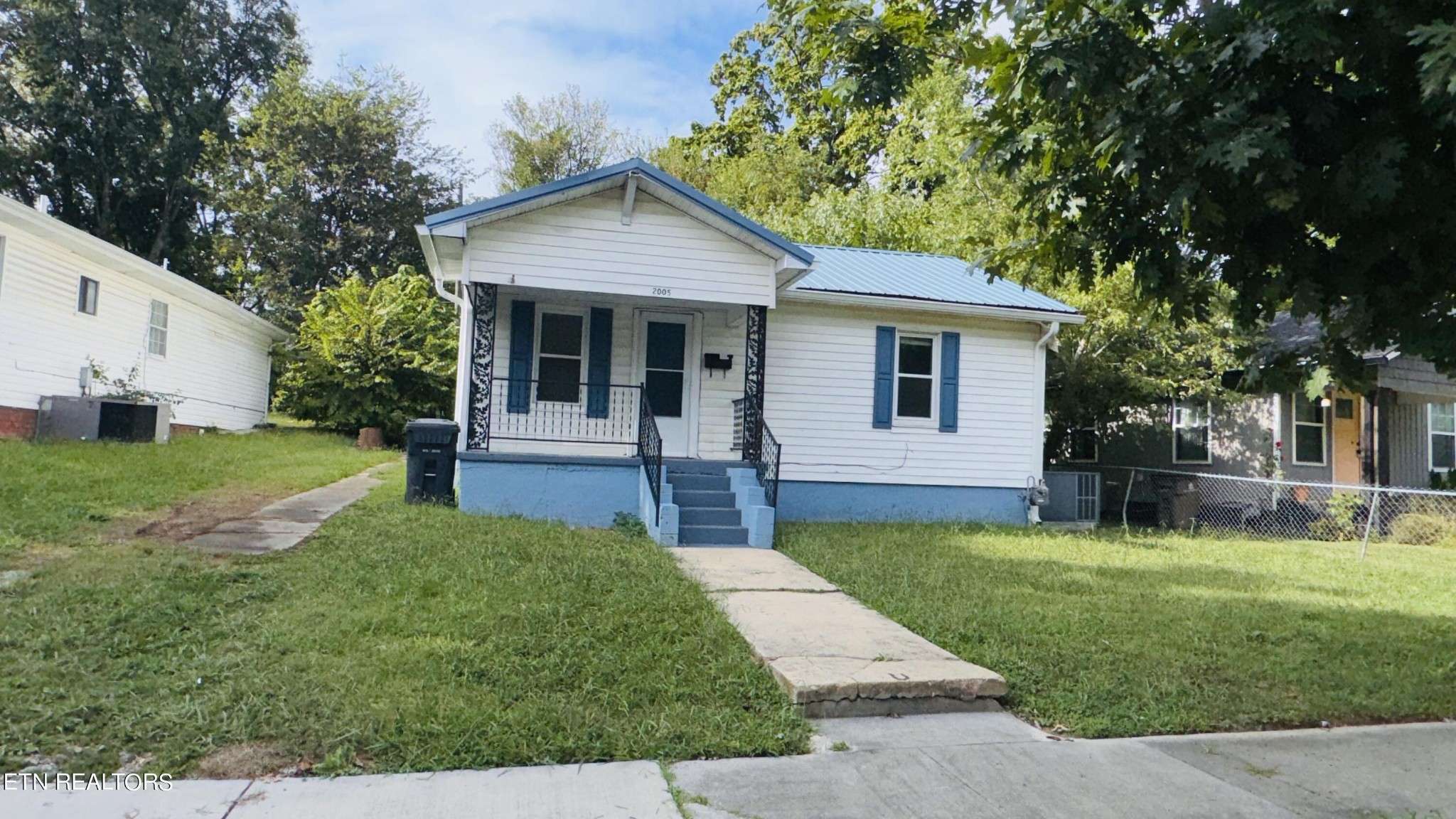 Knoxville, TN 37917,2005 E Glenwood Ave