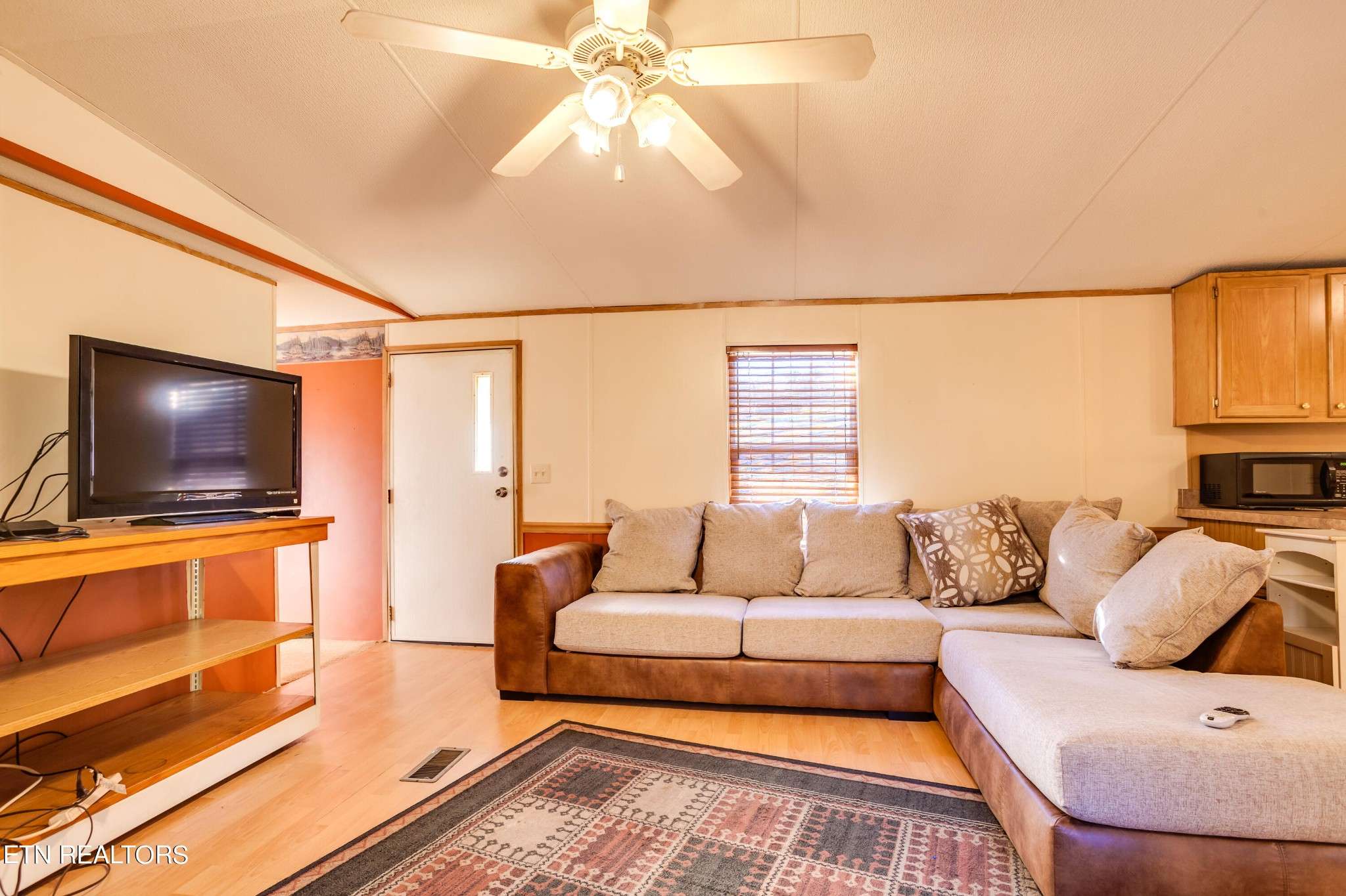 Kodak, TN 37764,3035 Toms Way