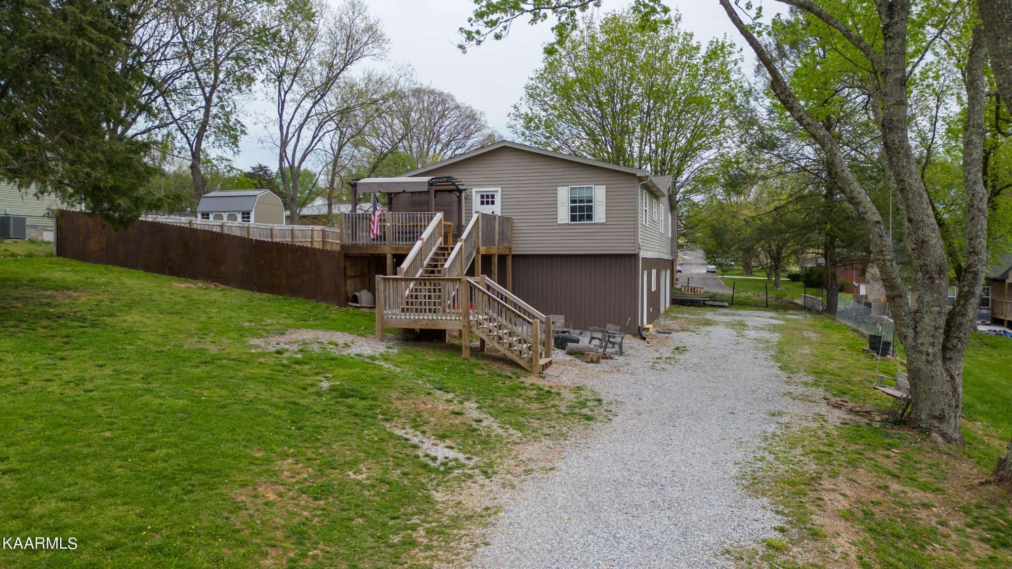 Jefferson City, TN 37760,113 Jolly Lane