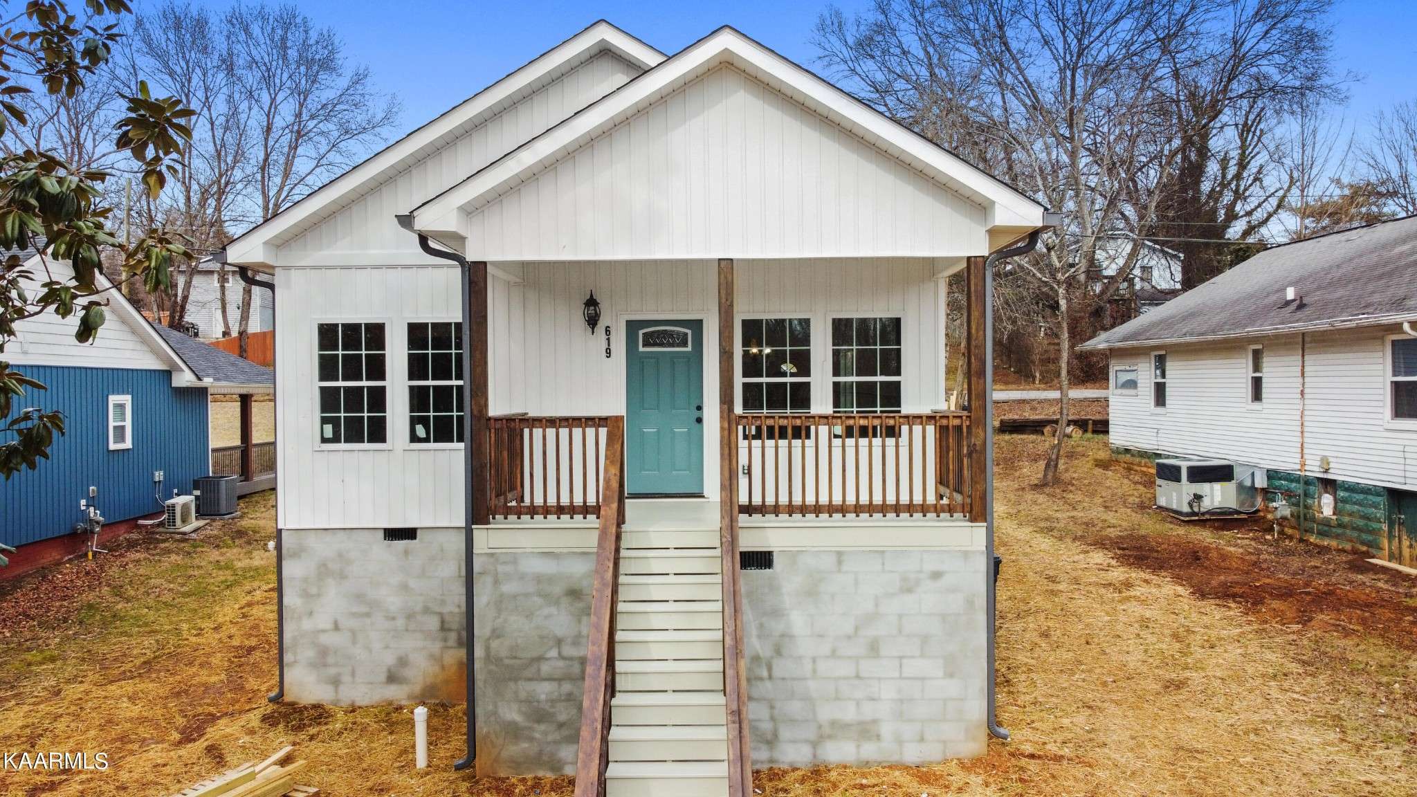 Knoxville, TN 37918,619 NE Midlake Drive