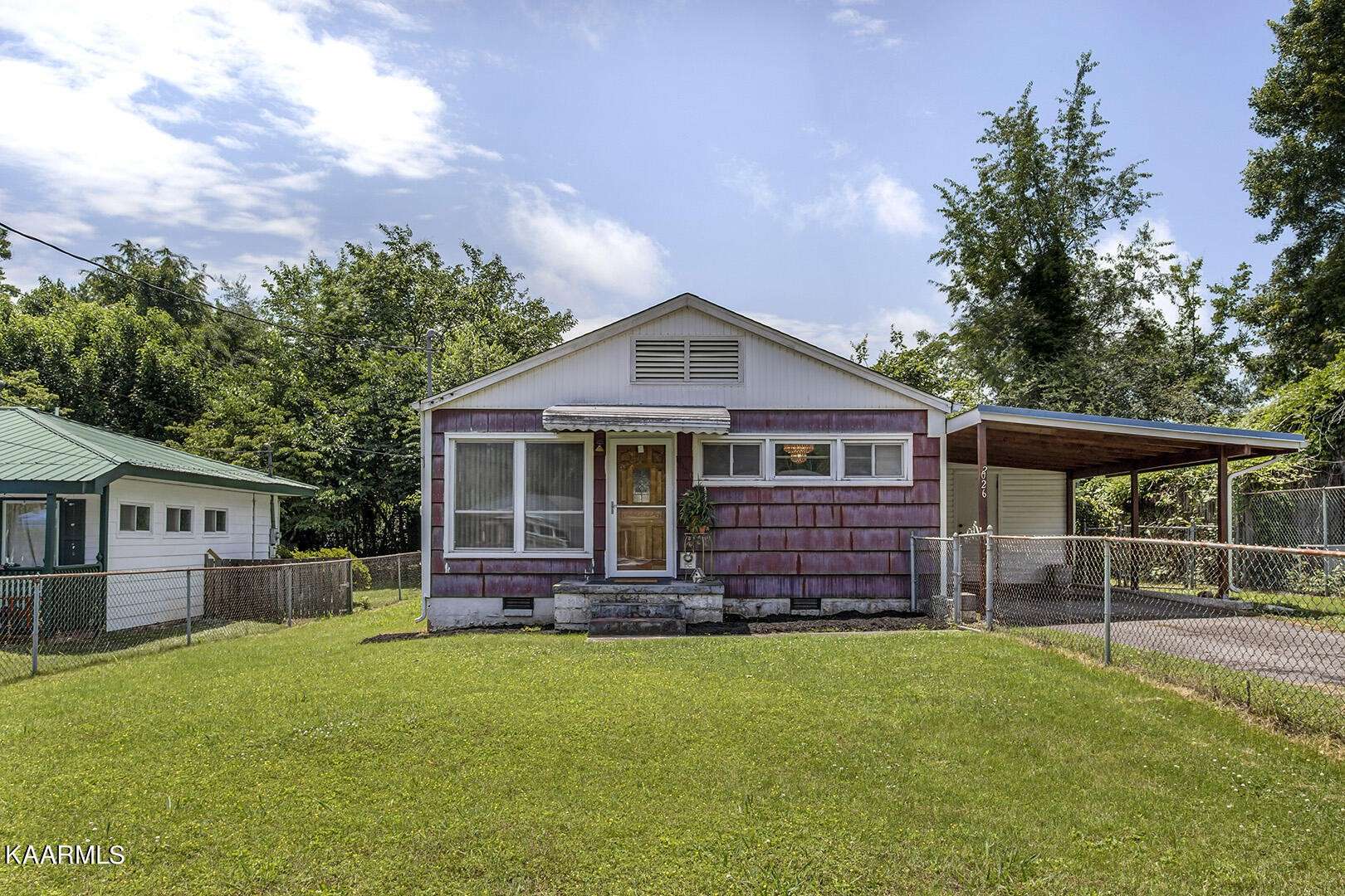 Knoxville, TN 37920,2026 Berea Ave