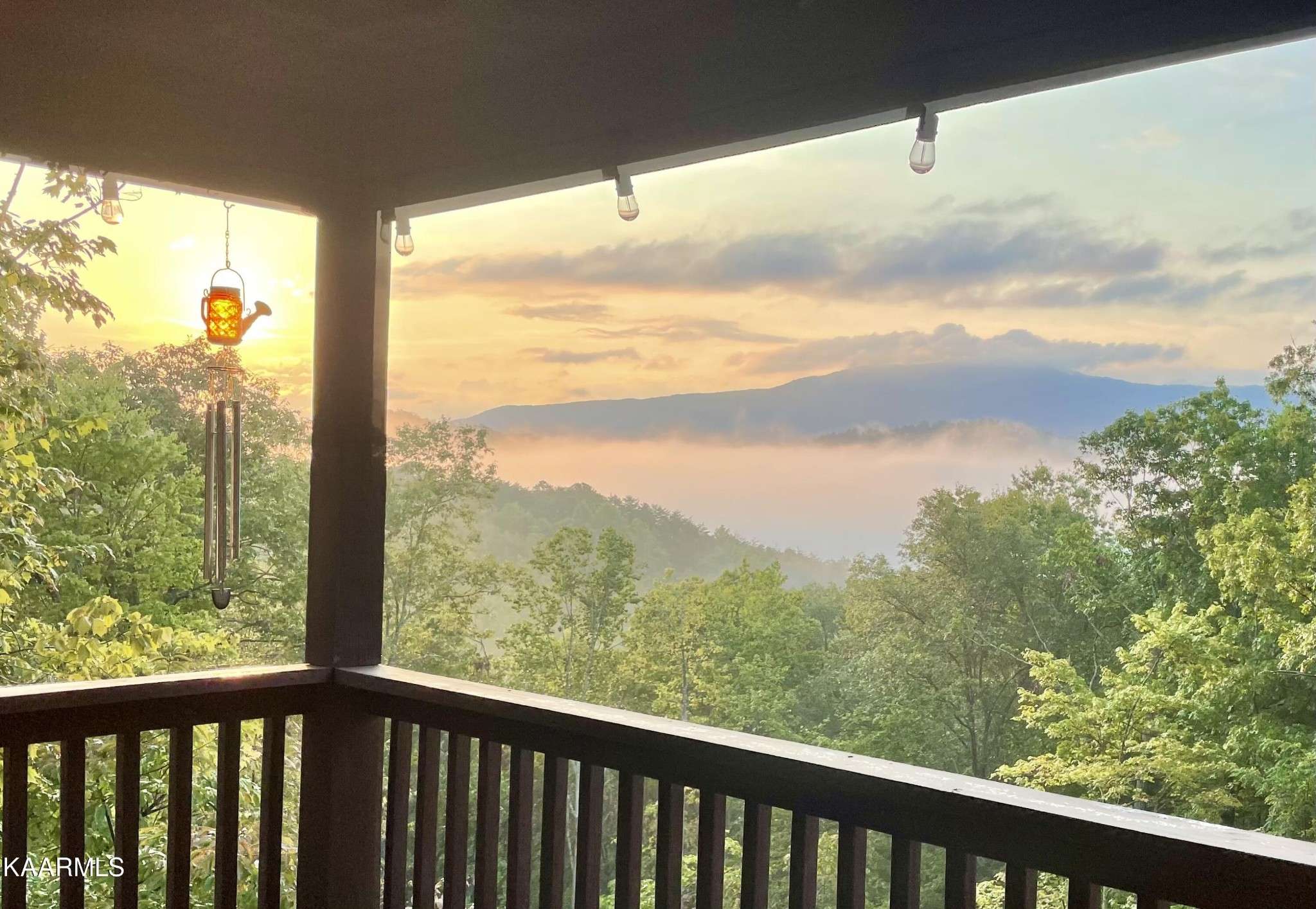 Sevierville, TN 37862,2613 Raccoon Hollow Way