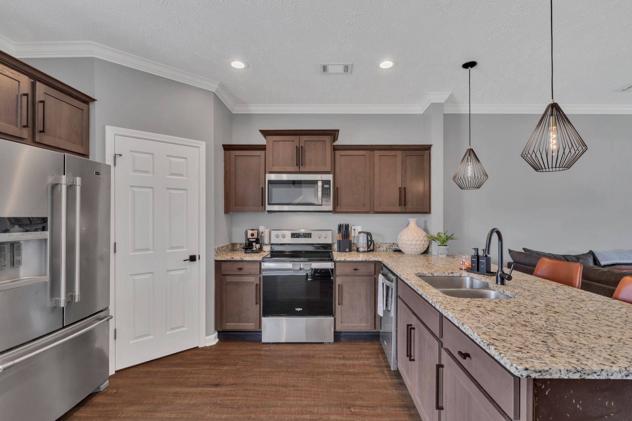 Nashville, TN 37217,2548 Murfreesboro Pike #5