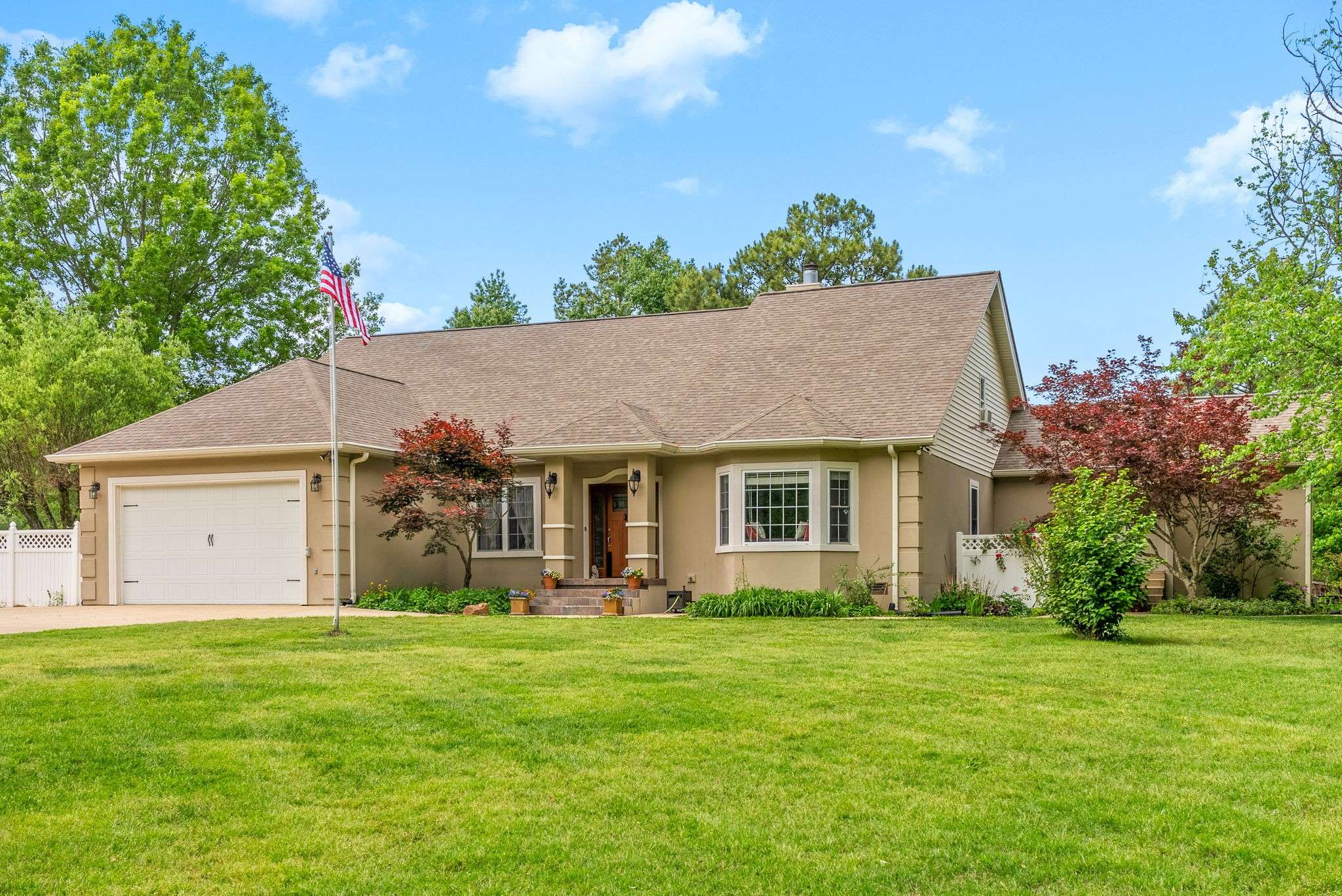 Woodlawn, TN 37191,2614 Lake Rd