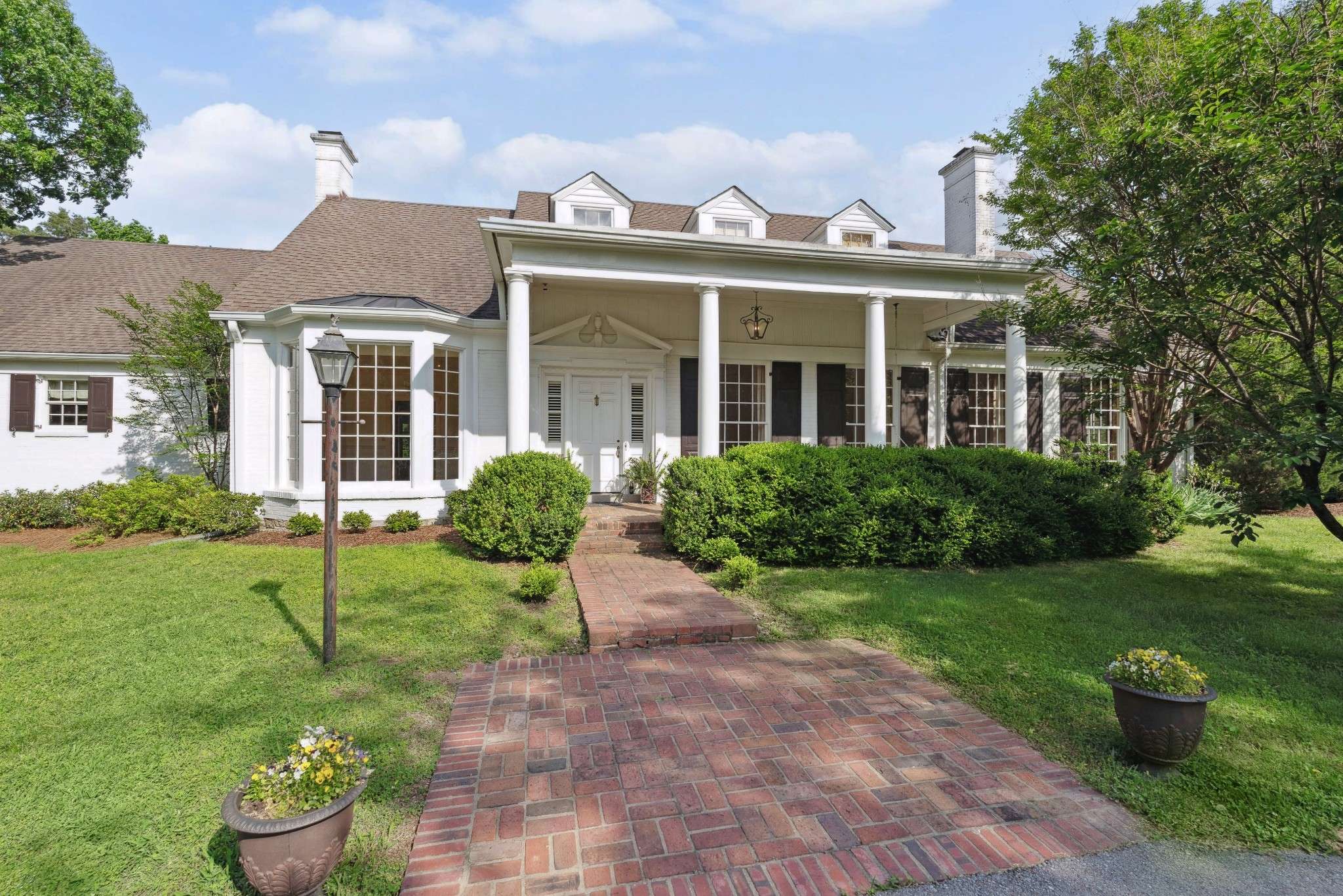 Nashville, TN 37220,1161 Sewanee Rd