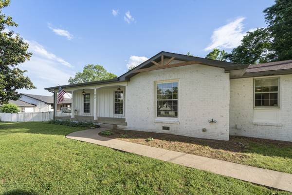 Hendersonville, TN 37075,102 Imperial Pt