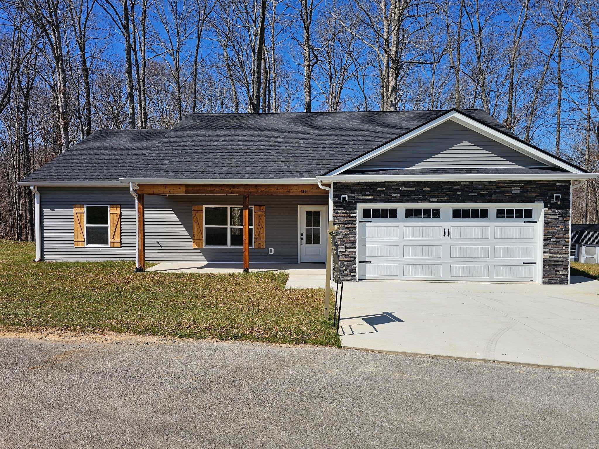 Gainesboro, TN 38562,123 Lee Ct