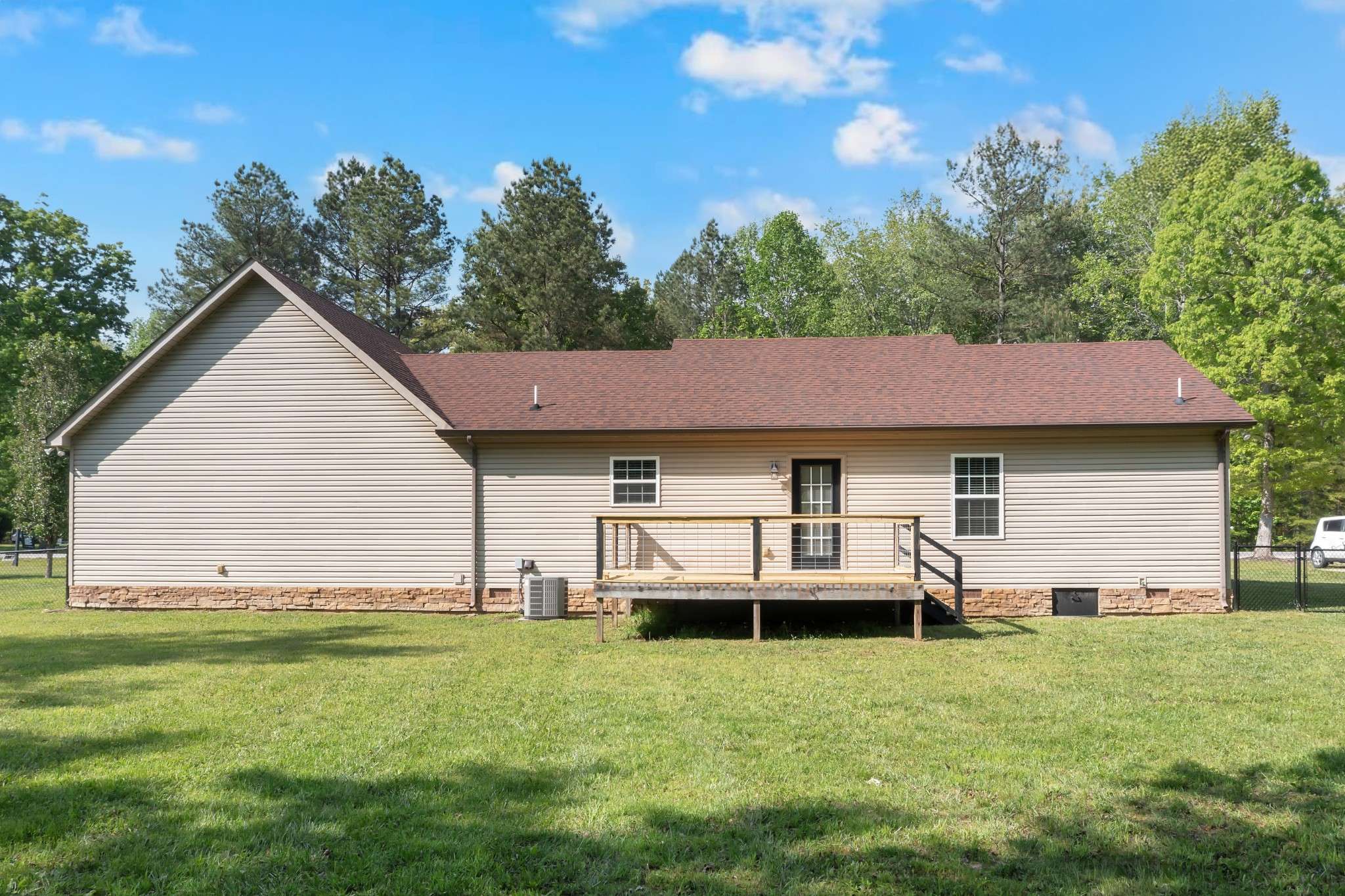 Tullahoma, TN 37388,111 Myra Ln
