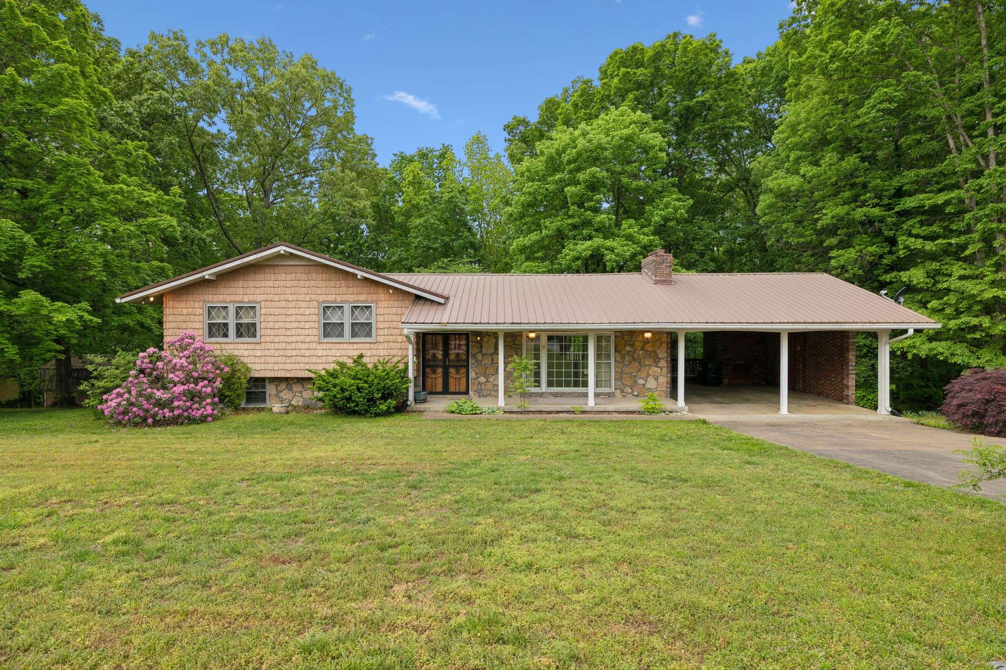 Centerville, TN 37033,614 Beech St