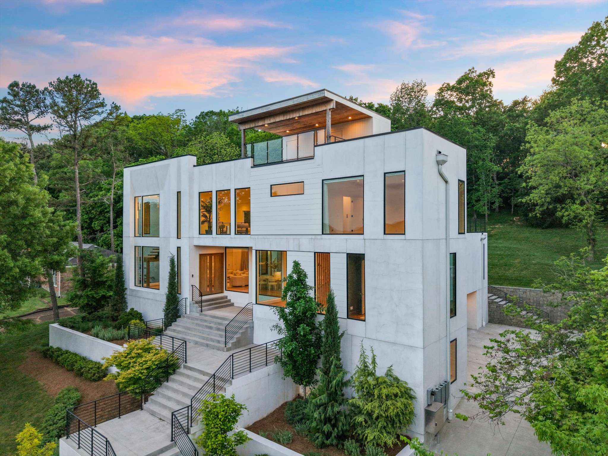 Nashville, TN 37215,4505 Wayland Dr