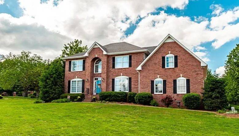 Hendersonville, TN 37075,101 Annas Ct