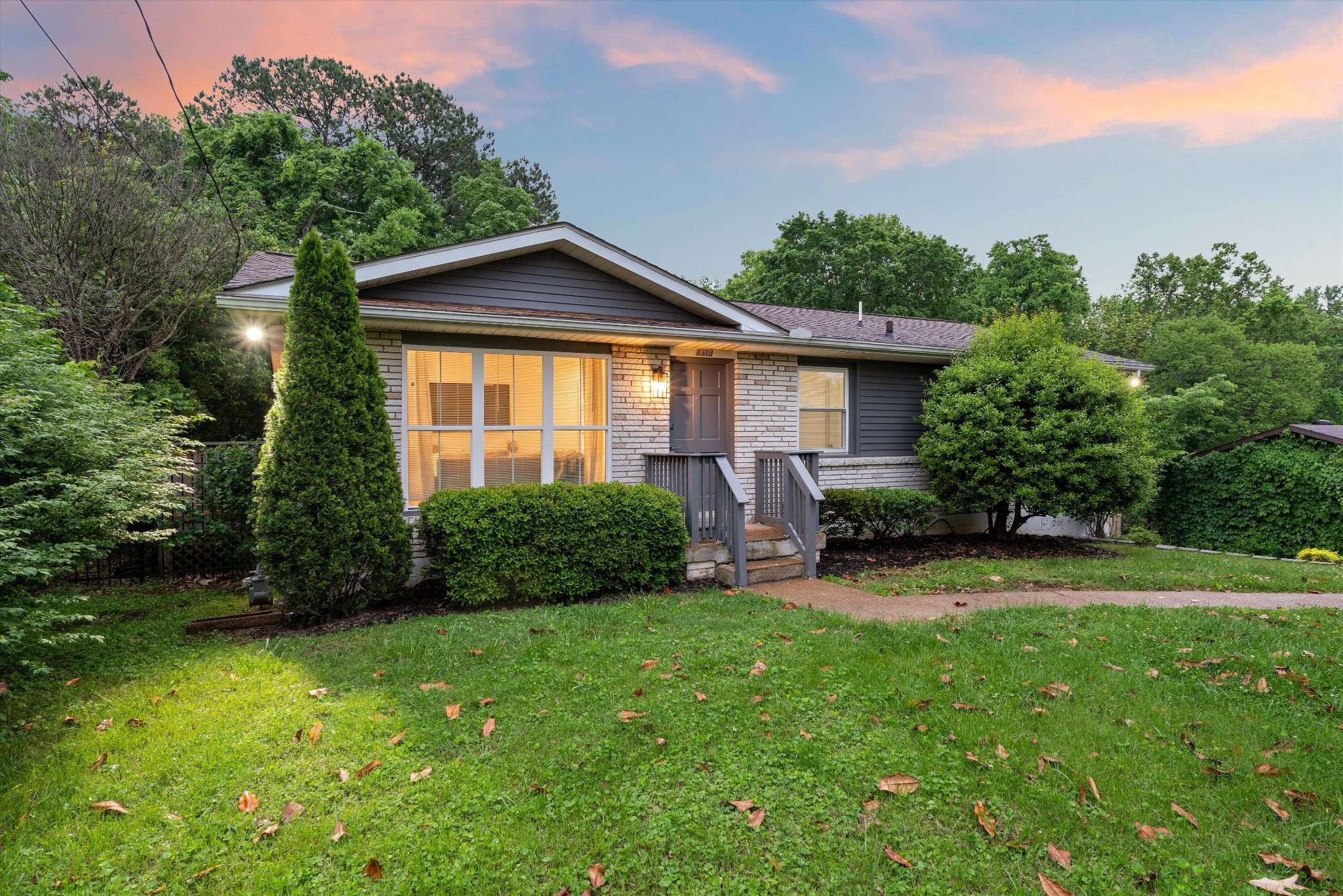 Nashville, TN 37217,1312 Winthorne Dr