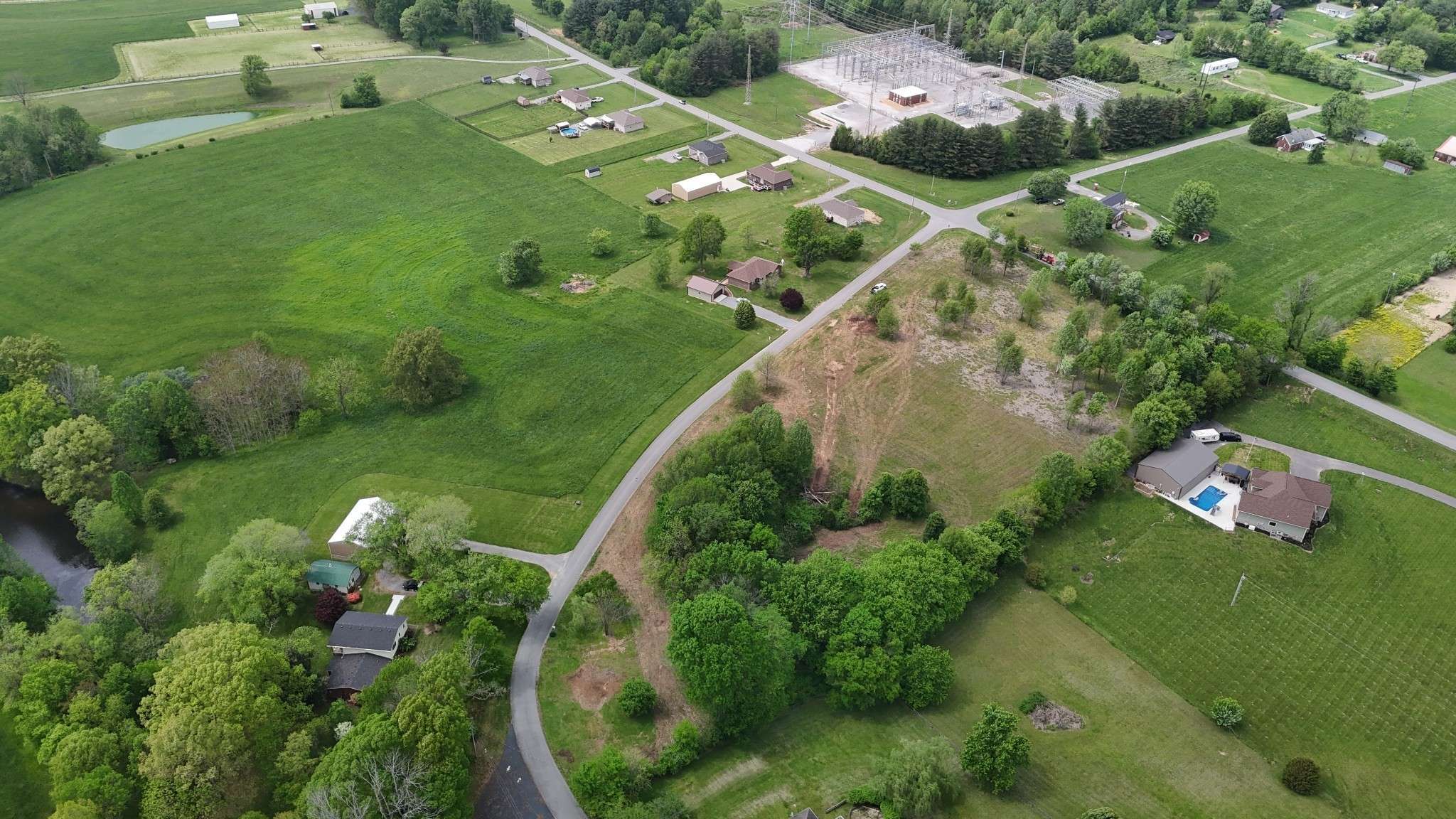 Lafayette, TN 37083,4 Waltons Chapel Road