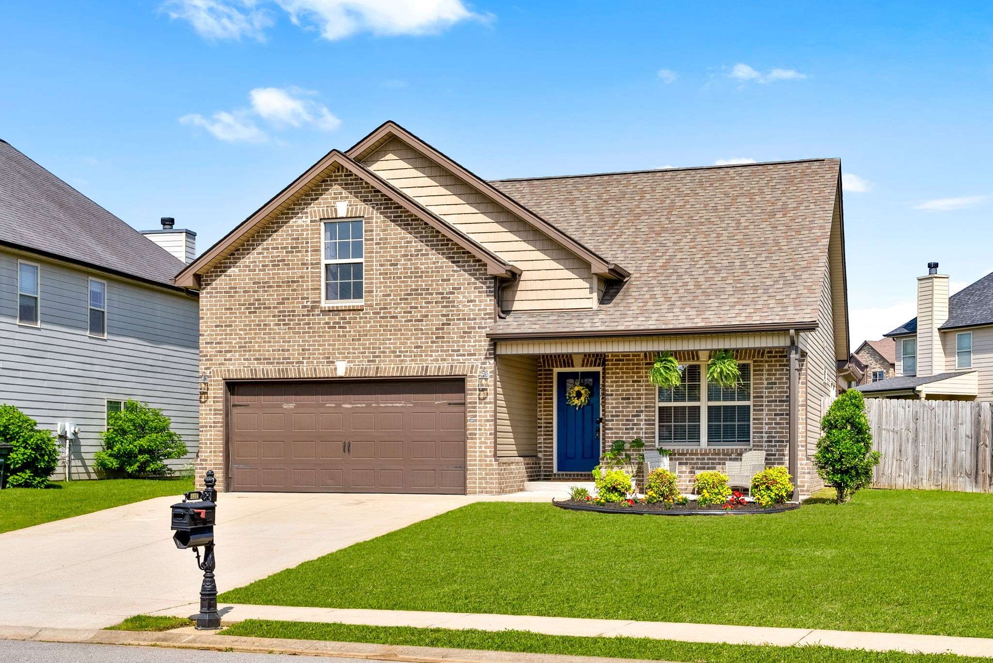 Clarksville, TN 37042,2174 Bandera Dr