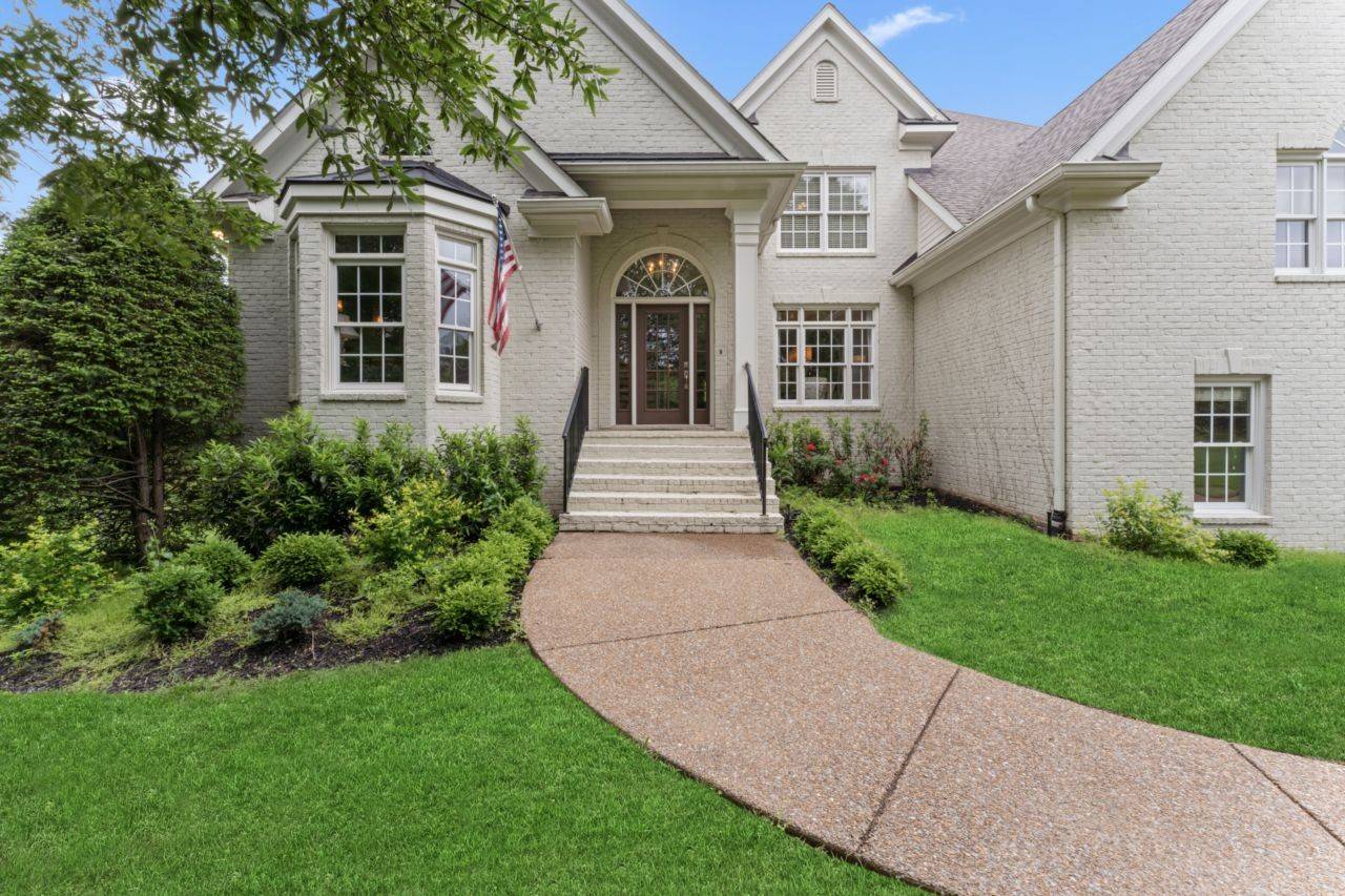 Franklin, TN 37069,811 Highgrove Cir