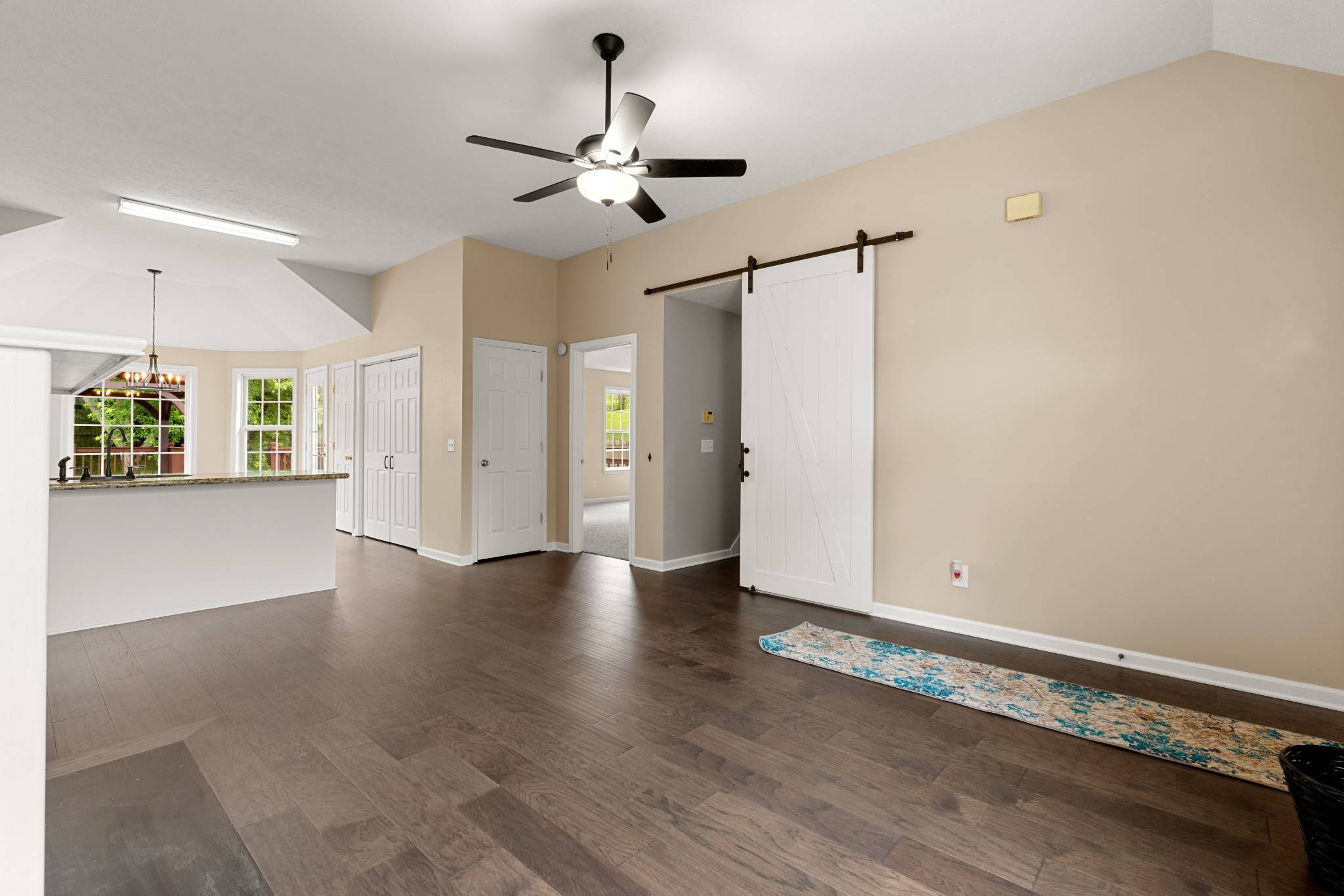 La Vergne, TN 37086,2107 Debbie Ln