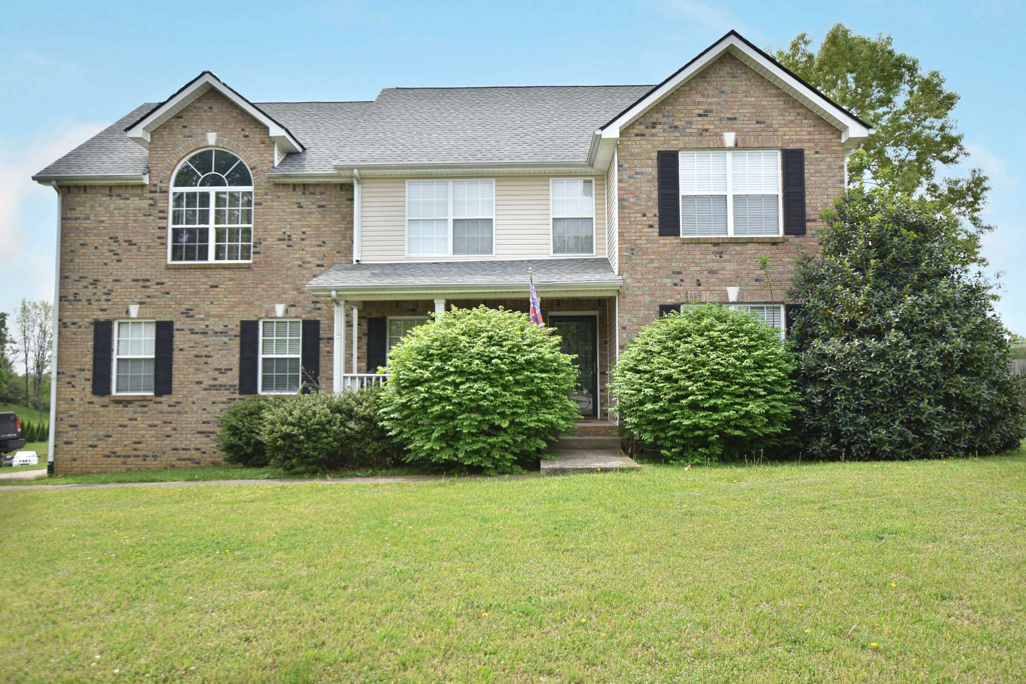Clarksville, TN 37043,850 Nandina Ct