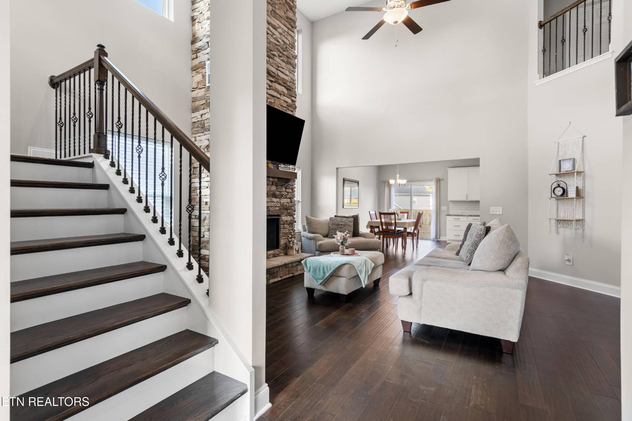 Lenoir City, TN 37771,209 E Glenview Drive