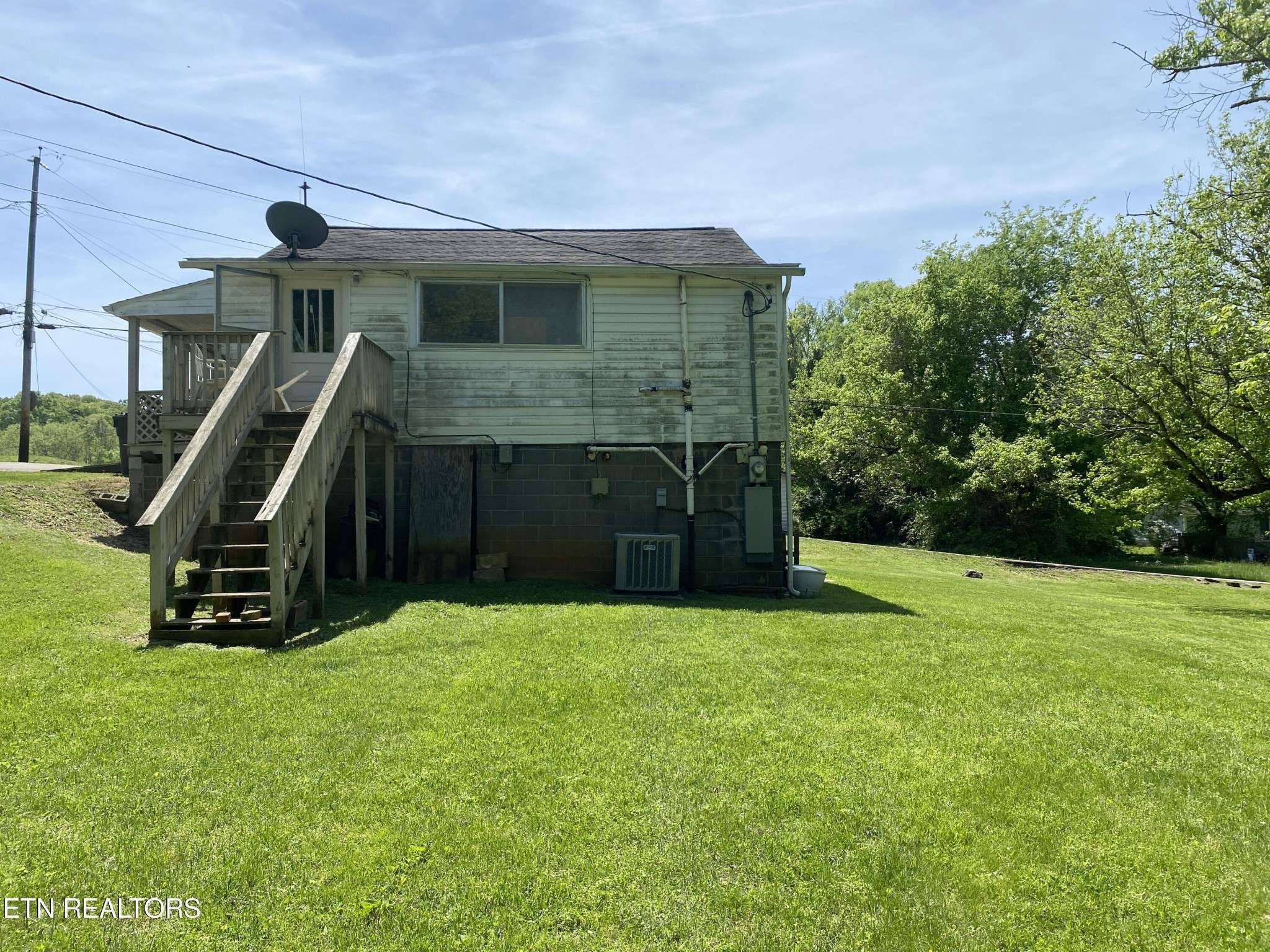 Knoxville, TN 37920,929 E Drive E