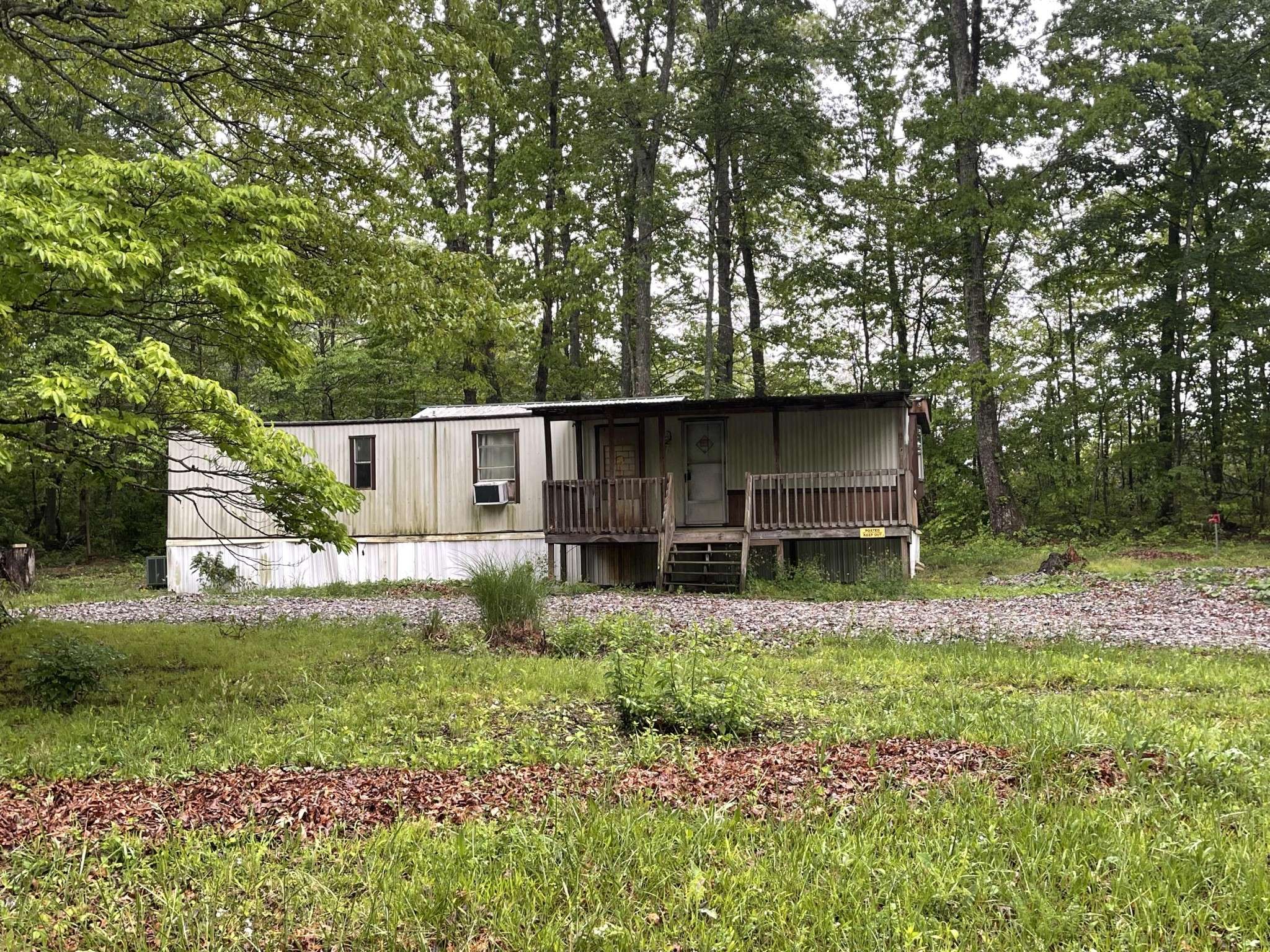 Pikeville, TN 37367,40 Kendra Lane