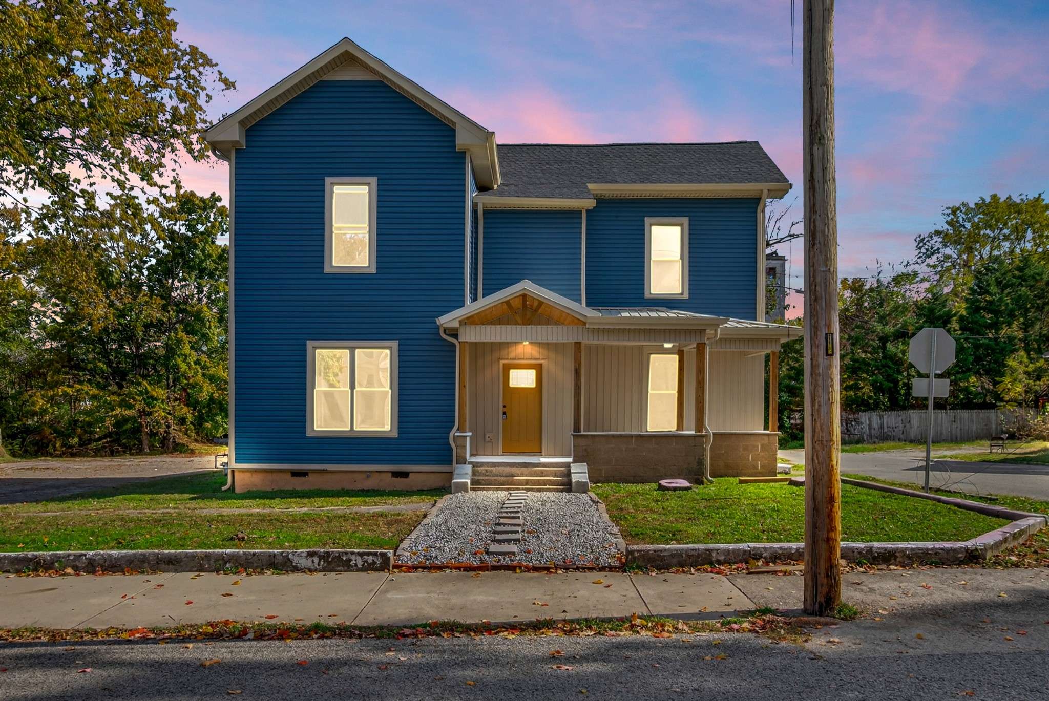 Hopkinsville, KY 42240,1506 S Clay St