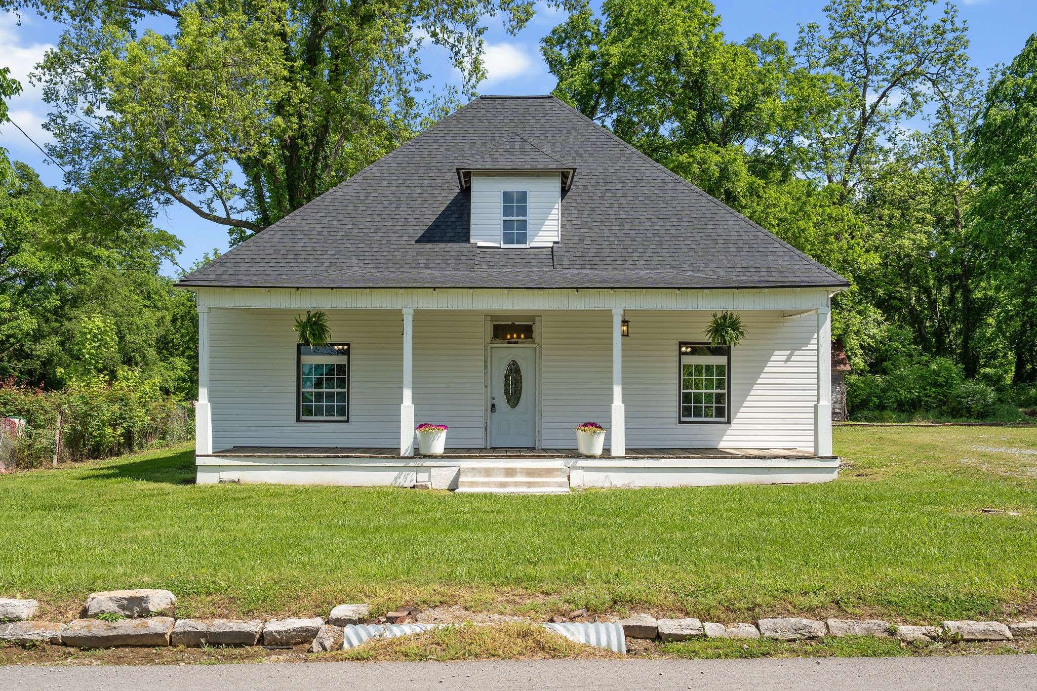Christiana, TN 37037,1125 Church St