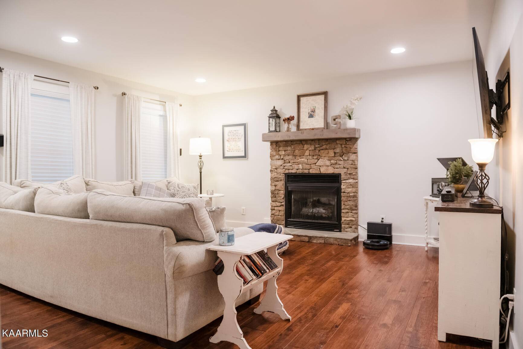Maryville, TN 37803,917 Ruby Drive
