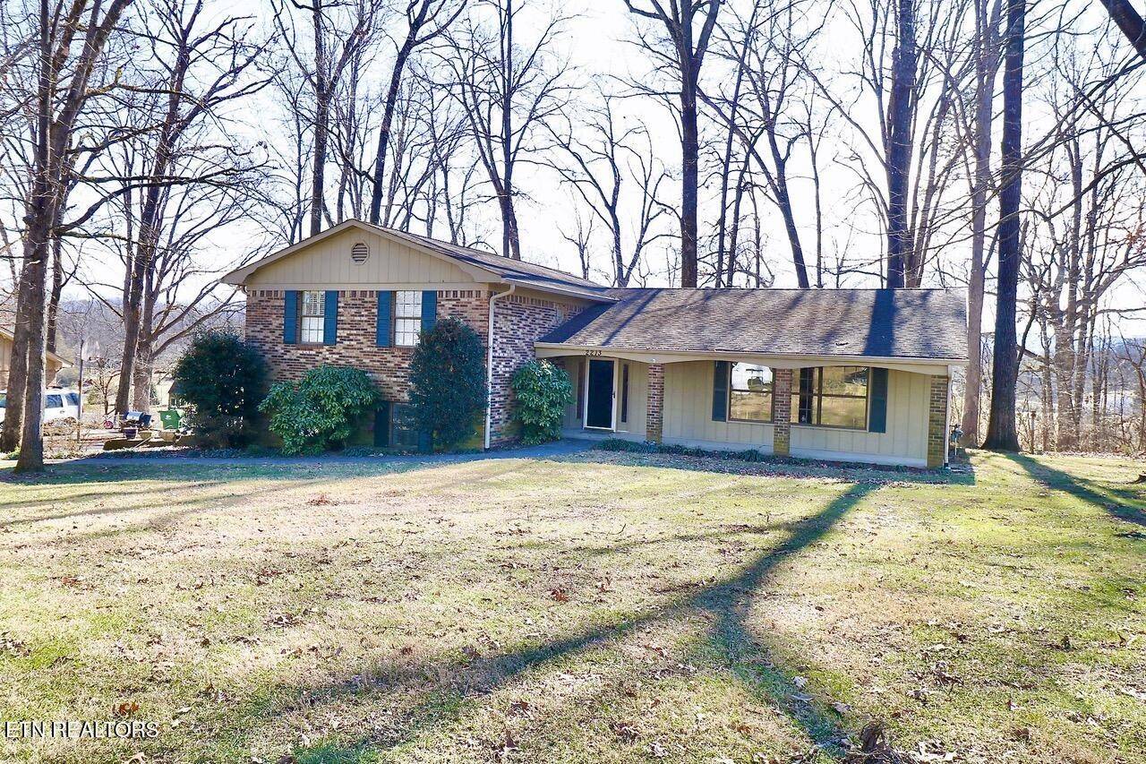 Maryville, TN 37803,2213 Chesterfield Drive