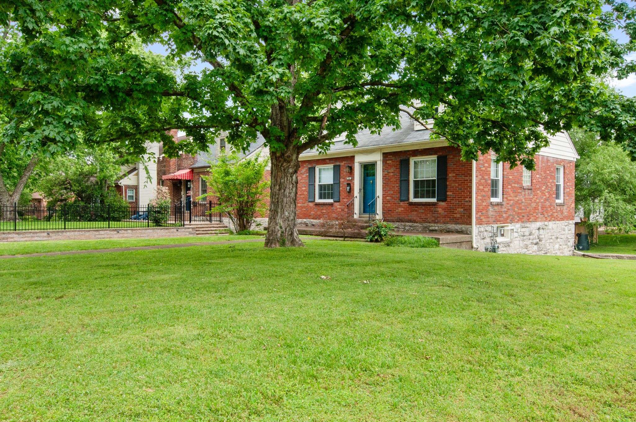 Nashville, TN 37212,1908 Natchez Trce
