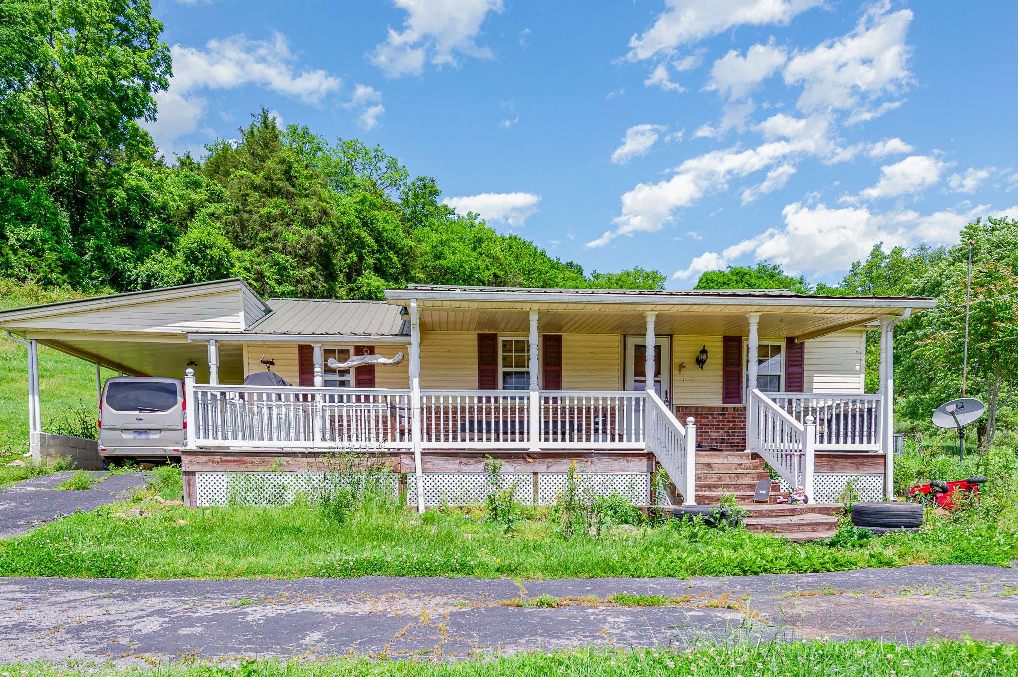 Bethpage, TN 37022,6185 Old Highway 31 E