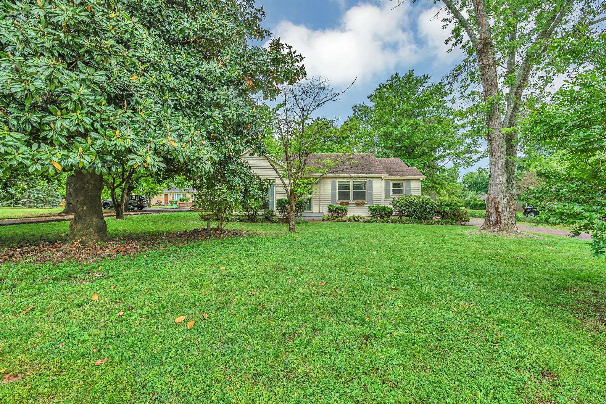 Nashville, TN 37211,215 Wheeler Ave