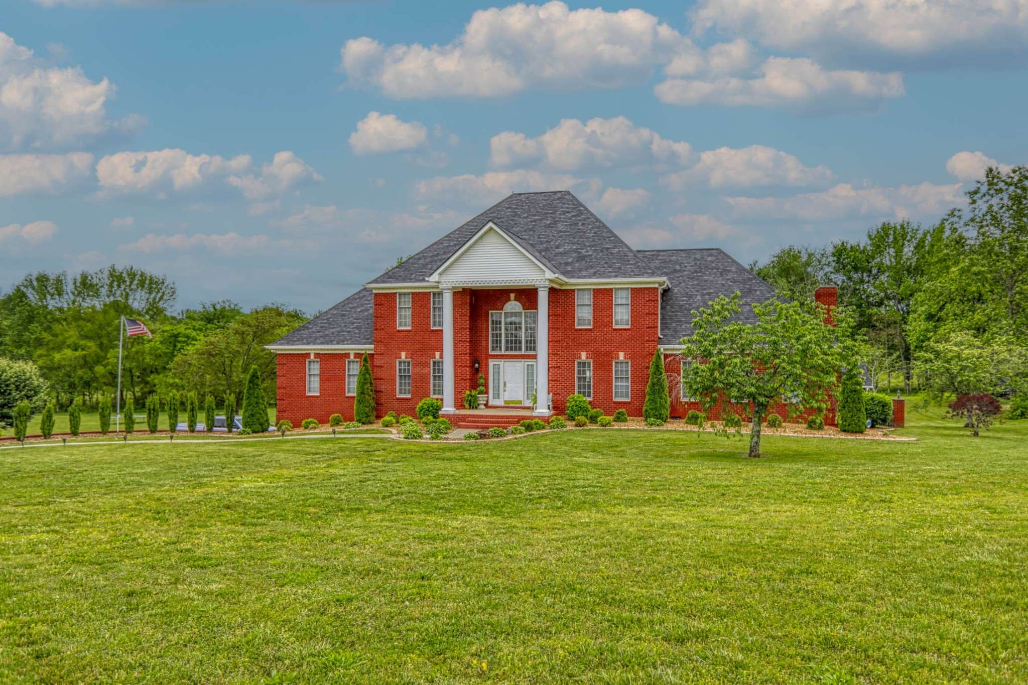 Greenbrier, TN 37073,2025 Grandview Dr