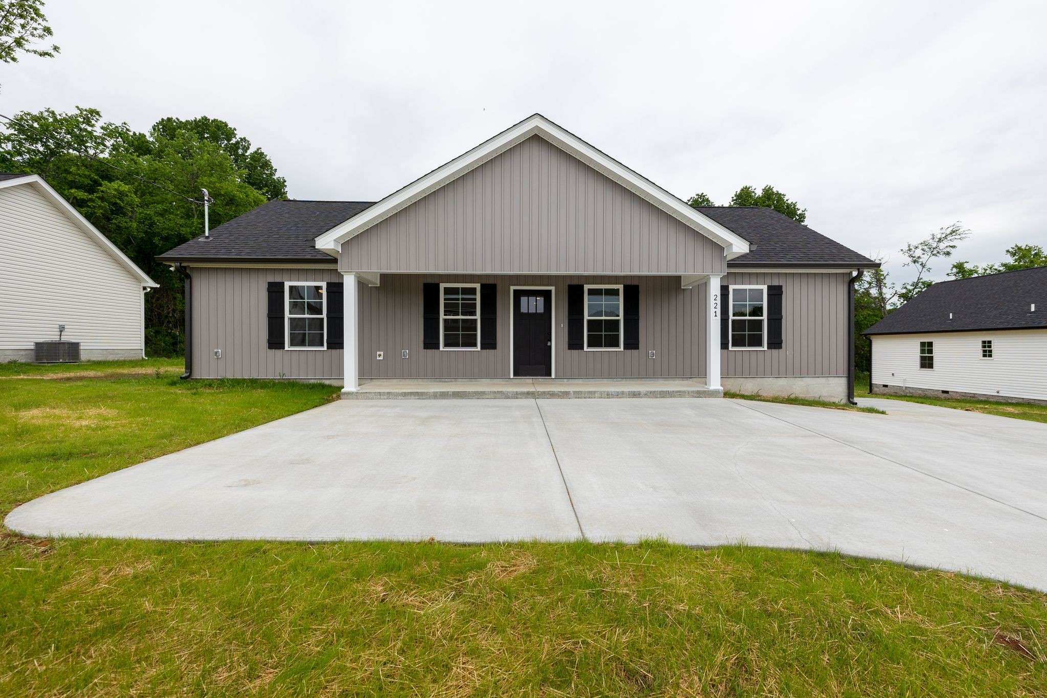 Shelbyville, TN 37160,221 Coney Island Rd