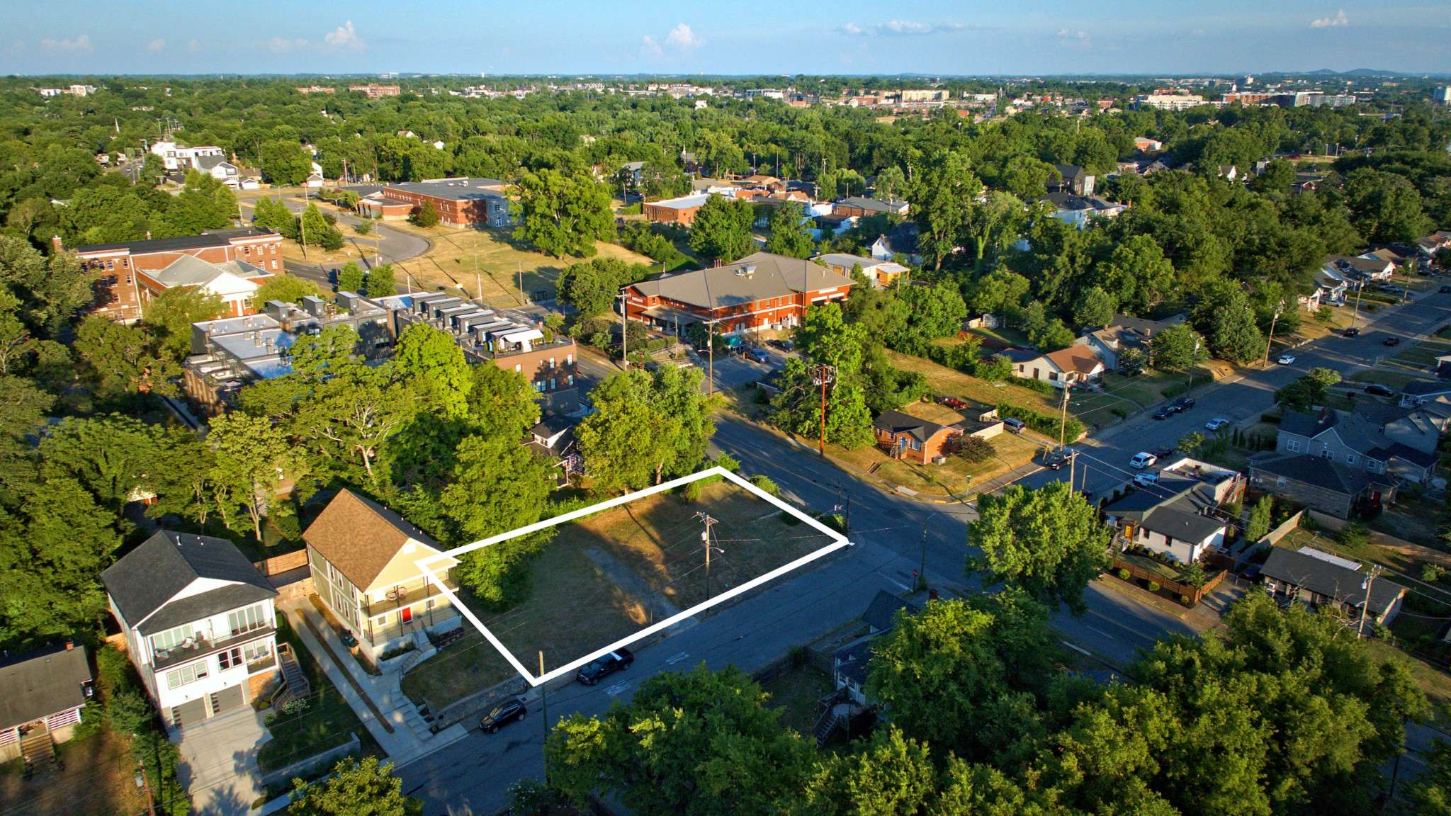 Nashville, TN 37207,215 Cleveland St