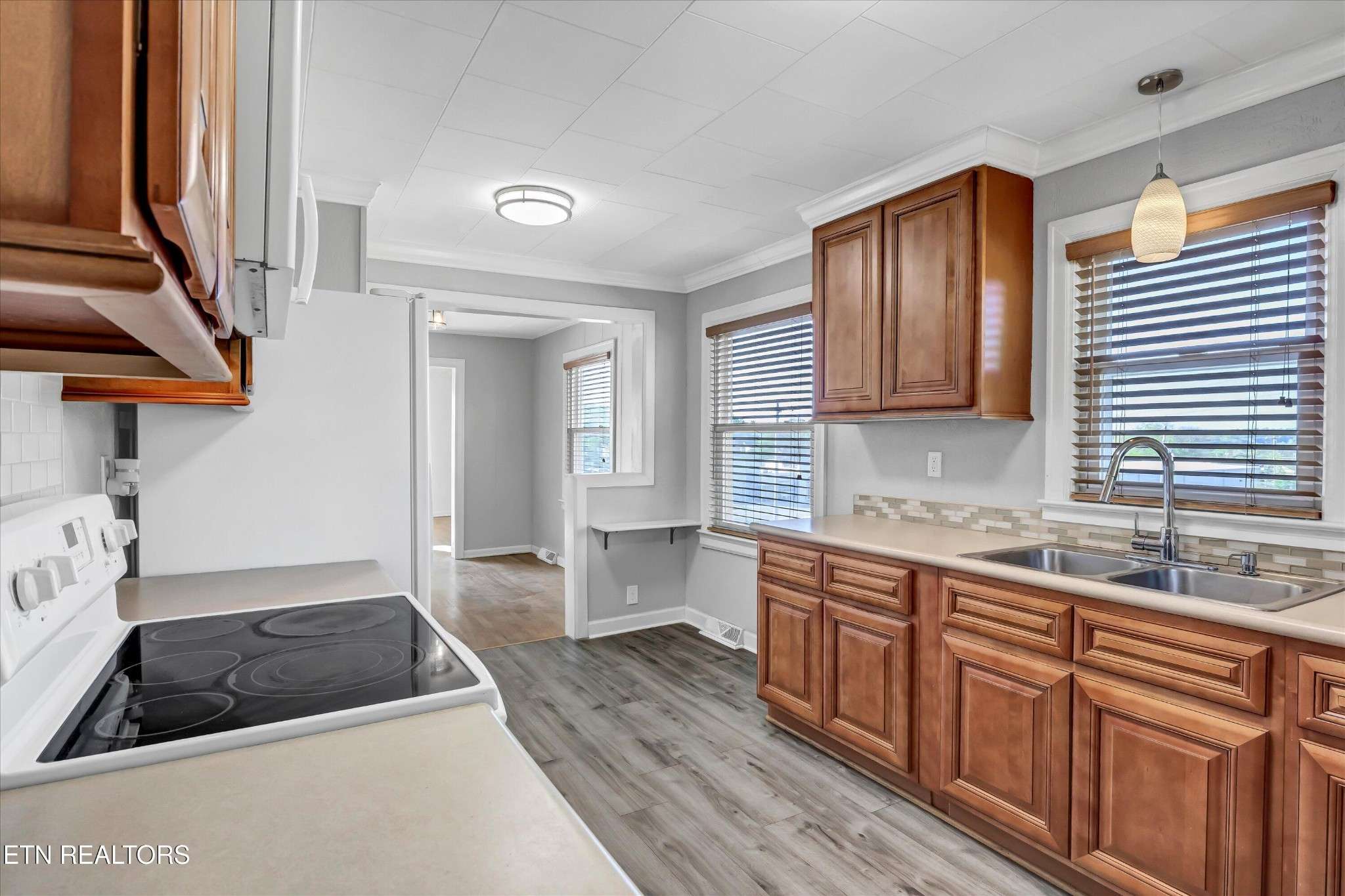 Lenoir City, TN 37772,1206 E 1st Ave