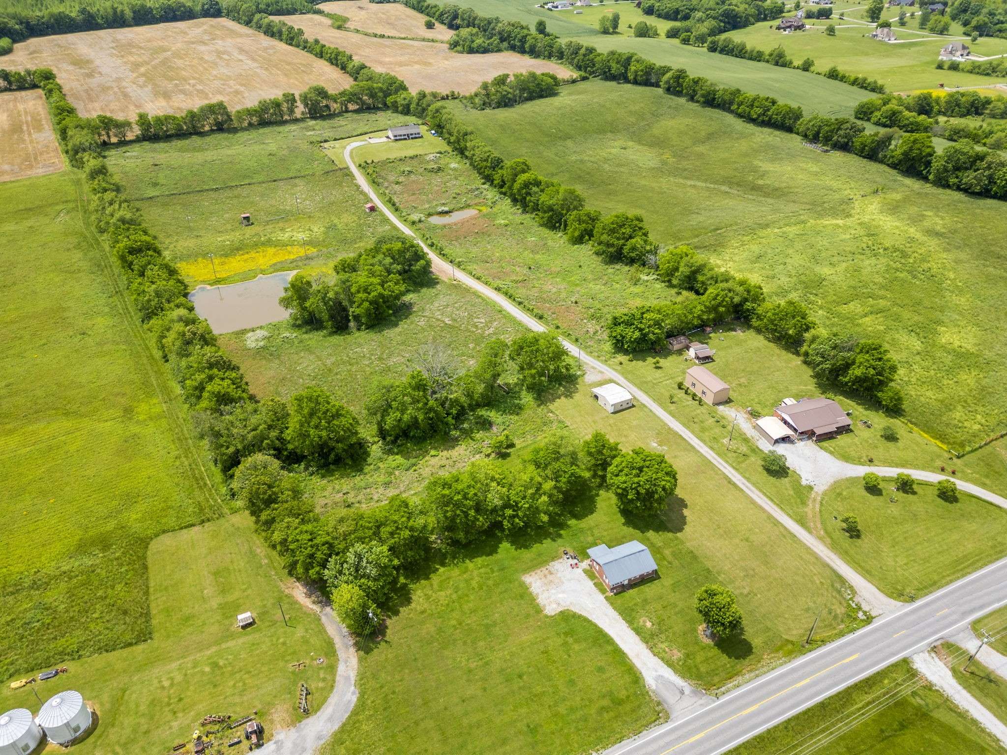 Springfield, TN 37172,6015 Highway 76 #E