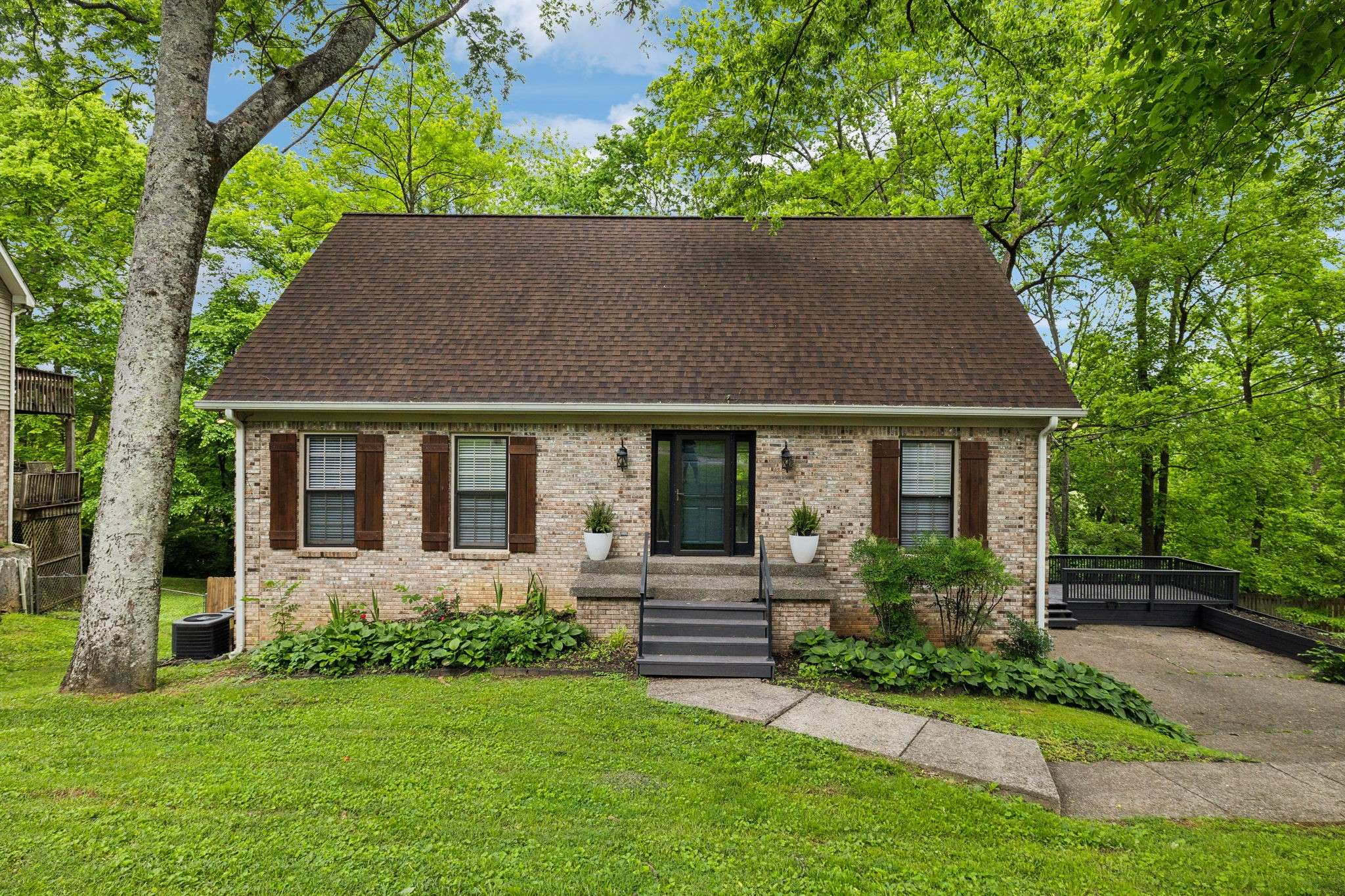 Nashville, TN 37221,1240 Brenner Dr